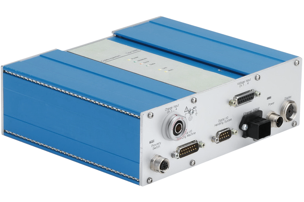 Extruded aluminium profile with integrated membrane keypad