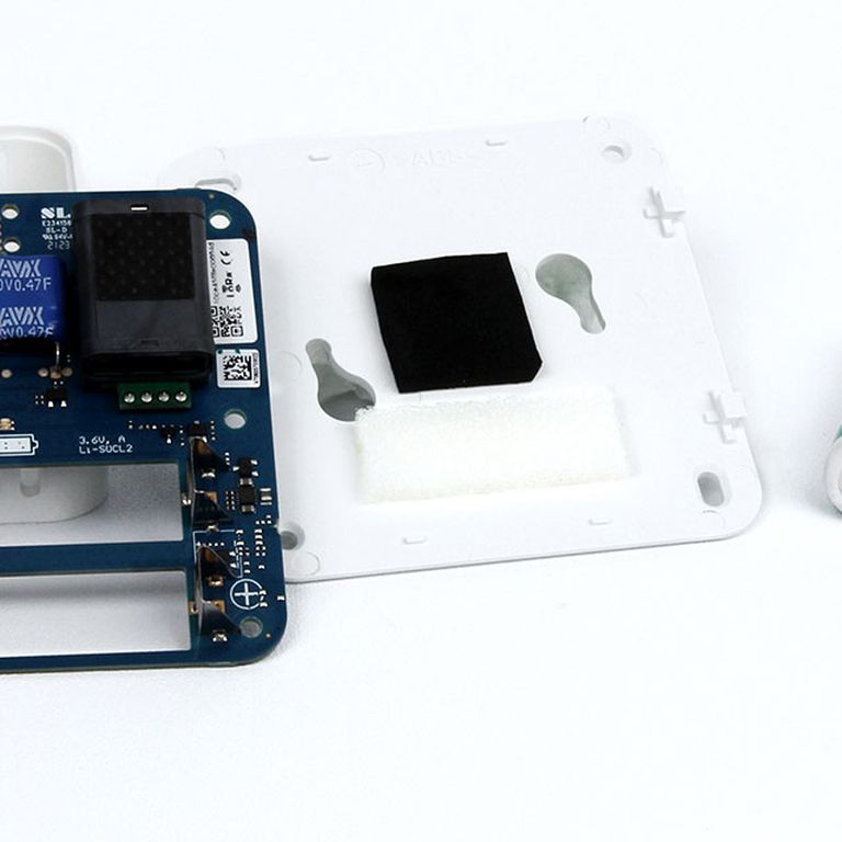 CO2 sensor in plastic injection moulding
