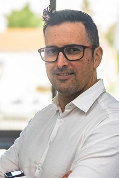 Employee Francois