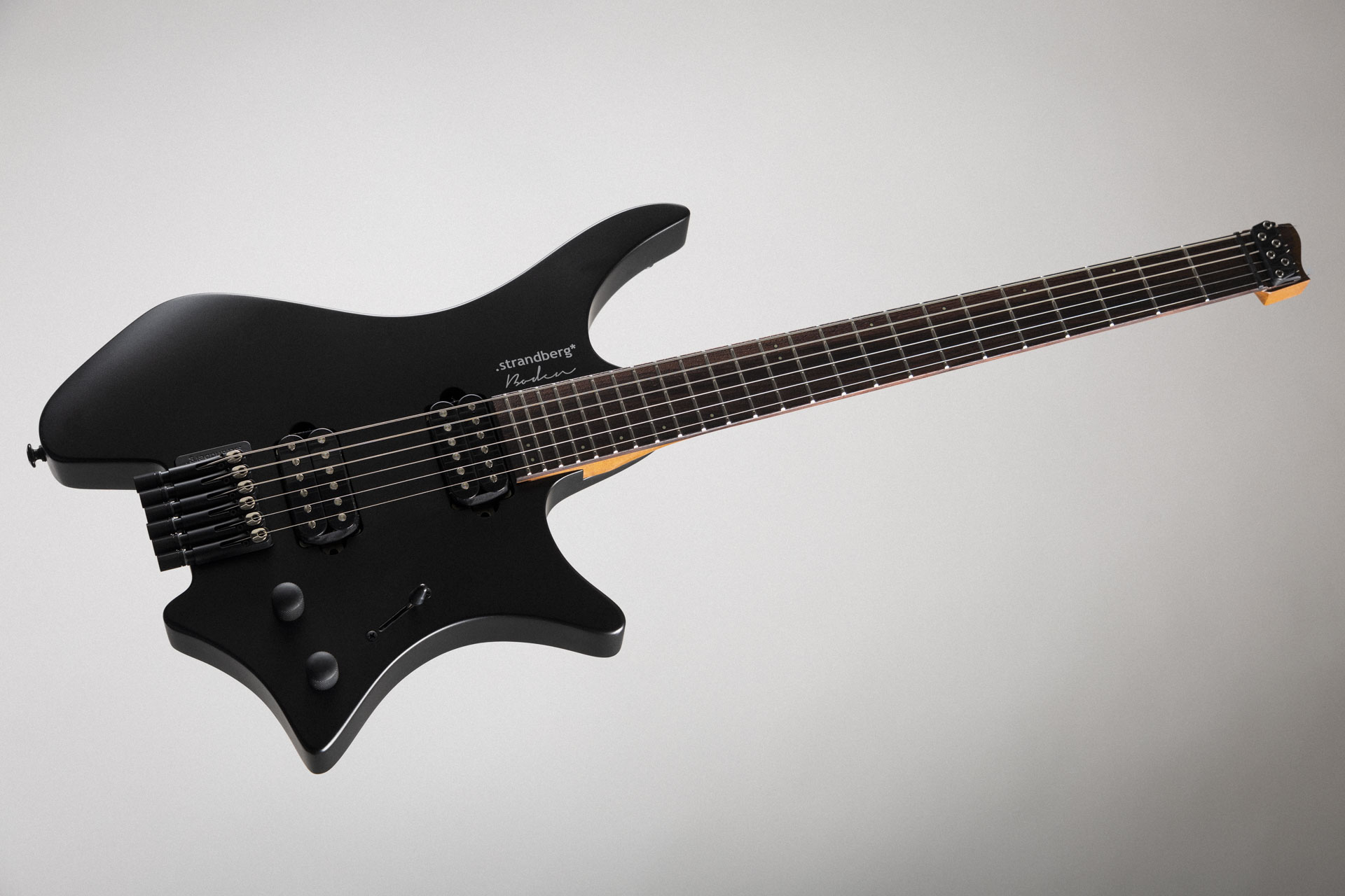 【週末限定価格】Strandberg Boden essential Black boden-essential-whitebg-1.jpg