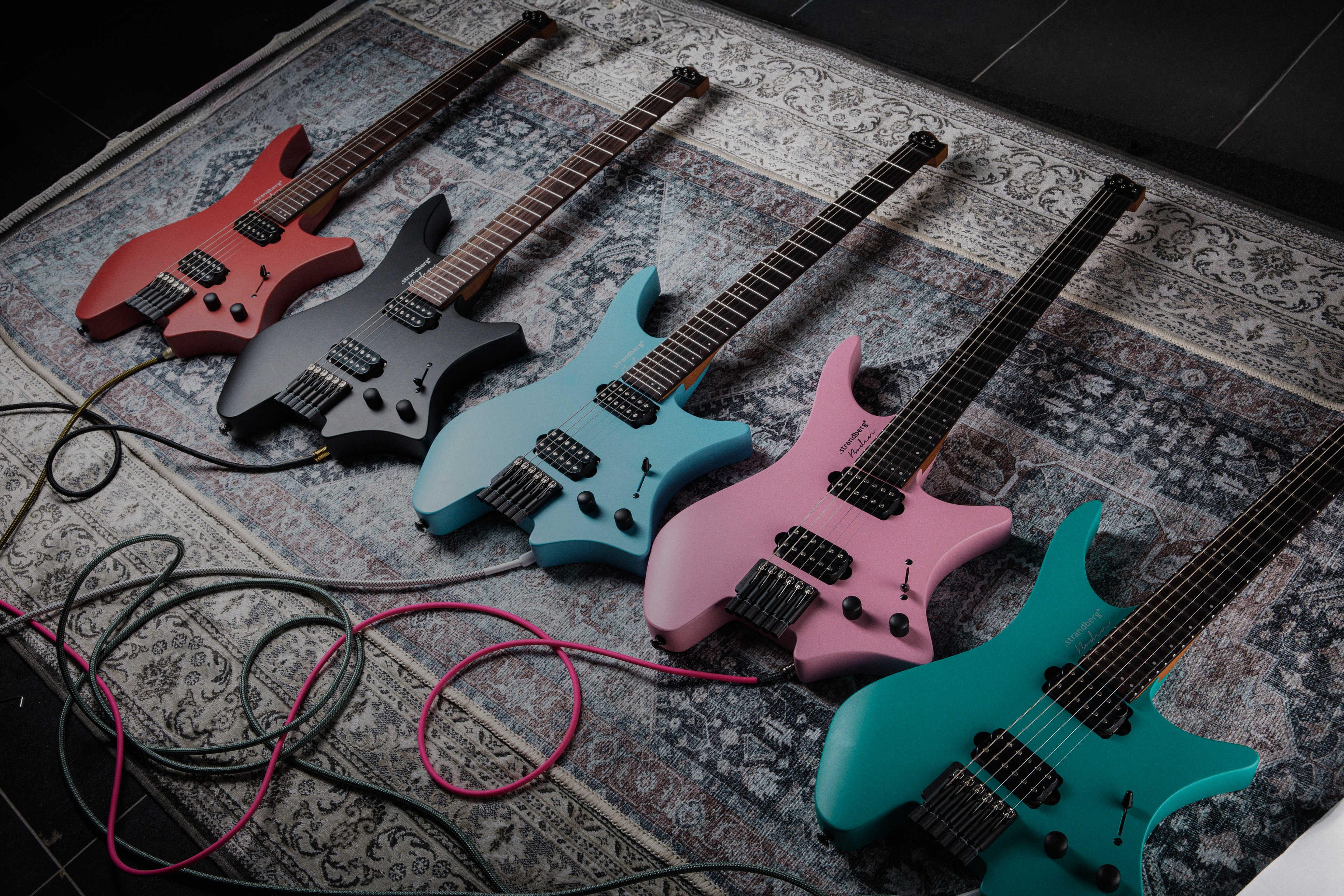 header-essential.png