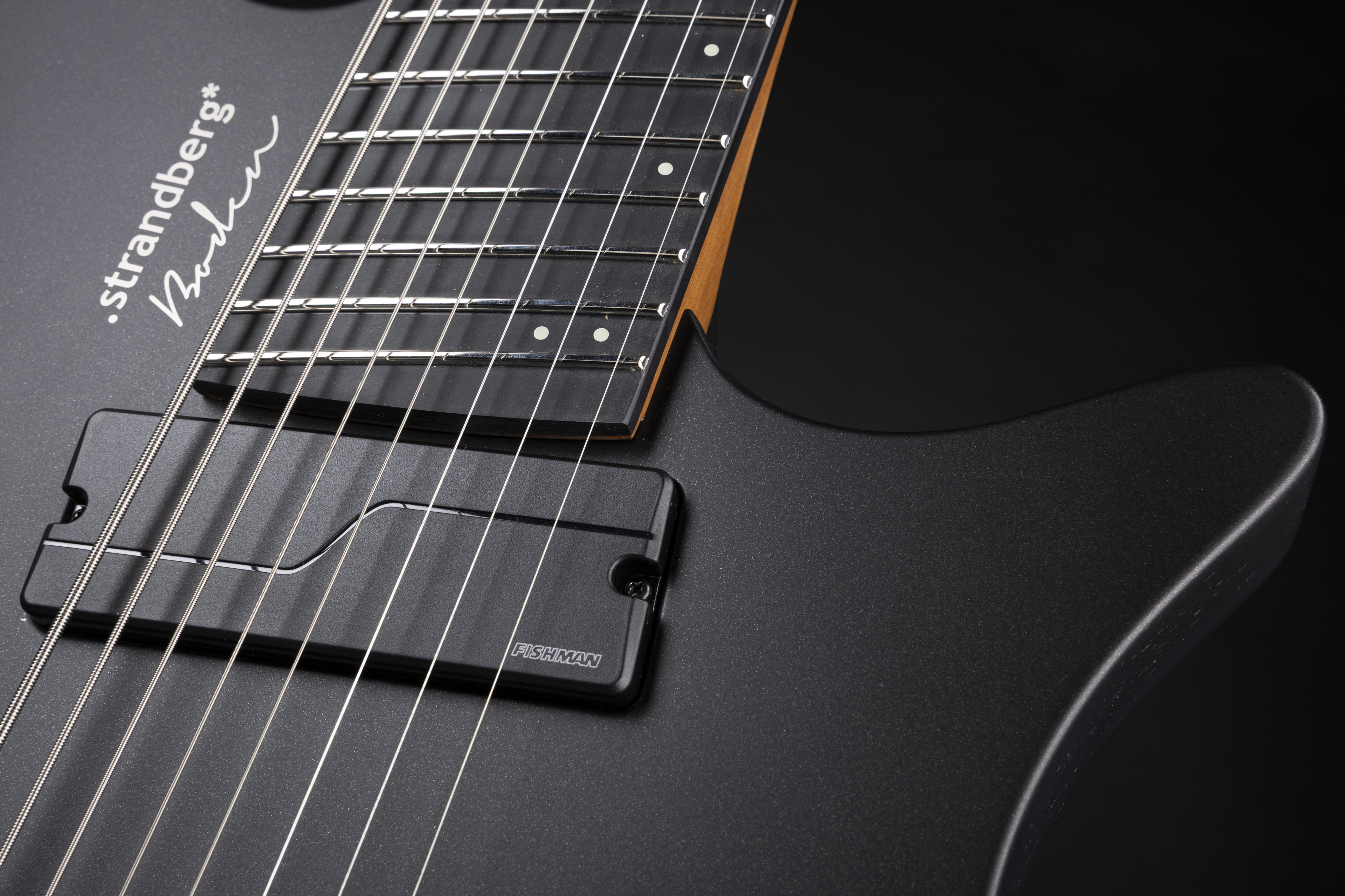 boden-metal-nx-8-black-granite