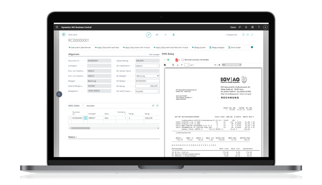 Ein Laptop-Bildschirm, auf dem eine Finanzsoftware mit Rechnungsdetails und einer Dokumentenvorschau auf der rechten Seite angezeigt wird.