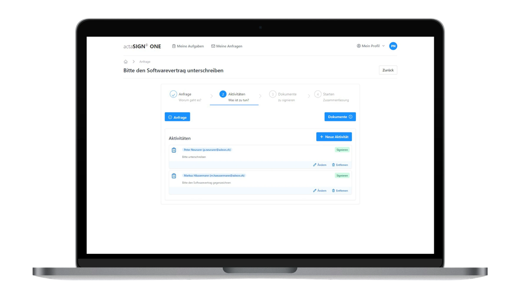 Laptop-Bildschirm, auf dem eine Software zur Dokumentenunterzeichnung angezeigt wird, mit Optionen zum Hinzufügen von Aktionen, Anzeigen von Status und Navigieren durch die Unterschrifts-Schritte.