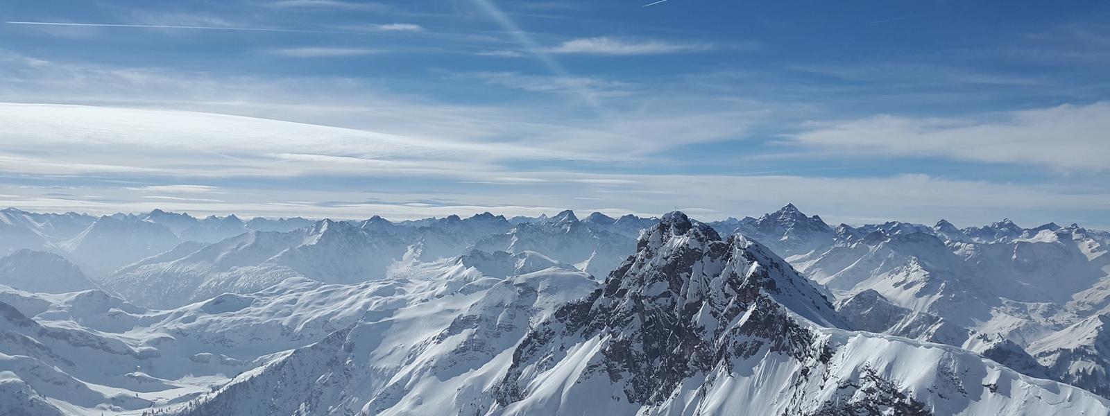 The-must-see-sessions-at-Scaling-New-Heights-2017