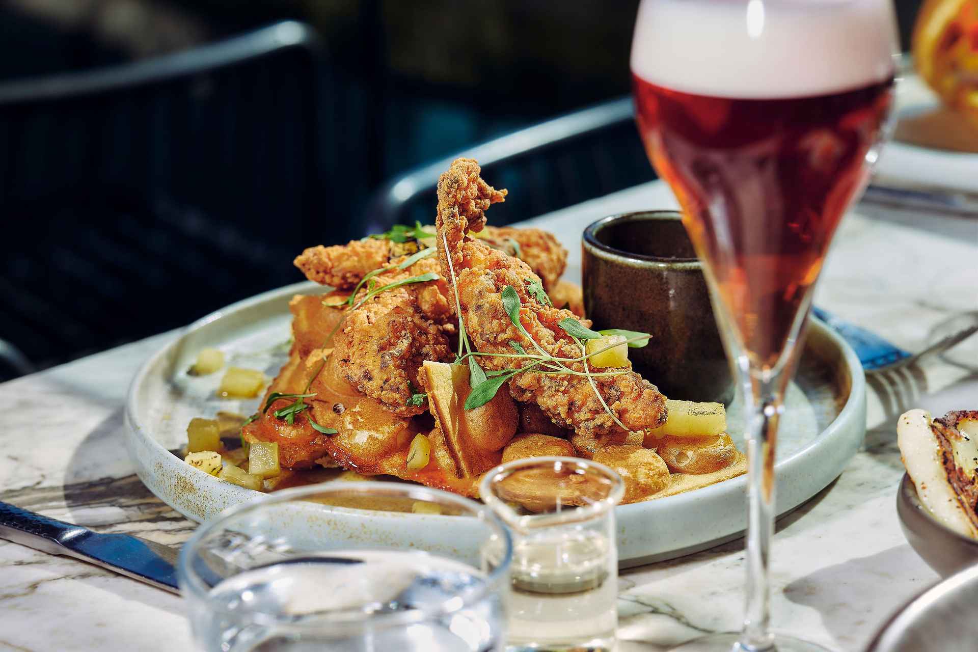 https://a.storyblok.com/f/321600/2048x1365/2db3acceb8/alchemist-bottomless-weekend-brunch.jpg