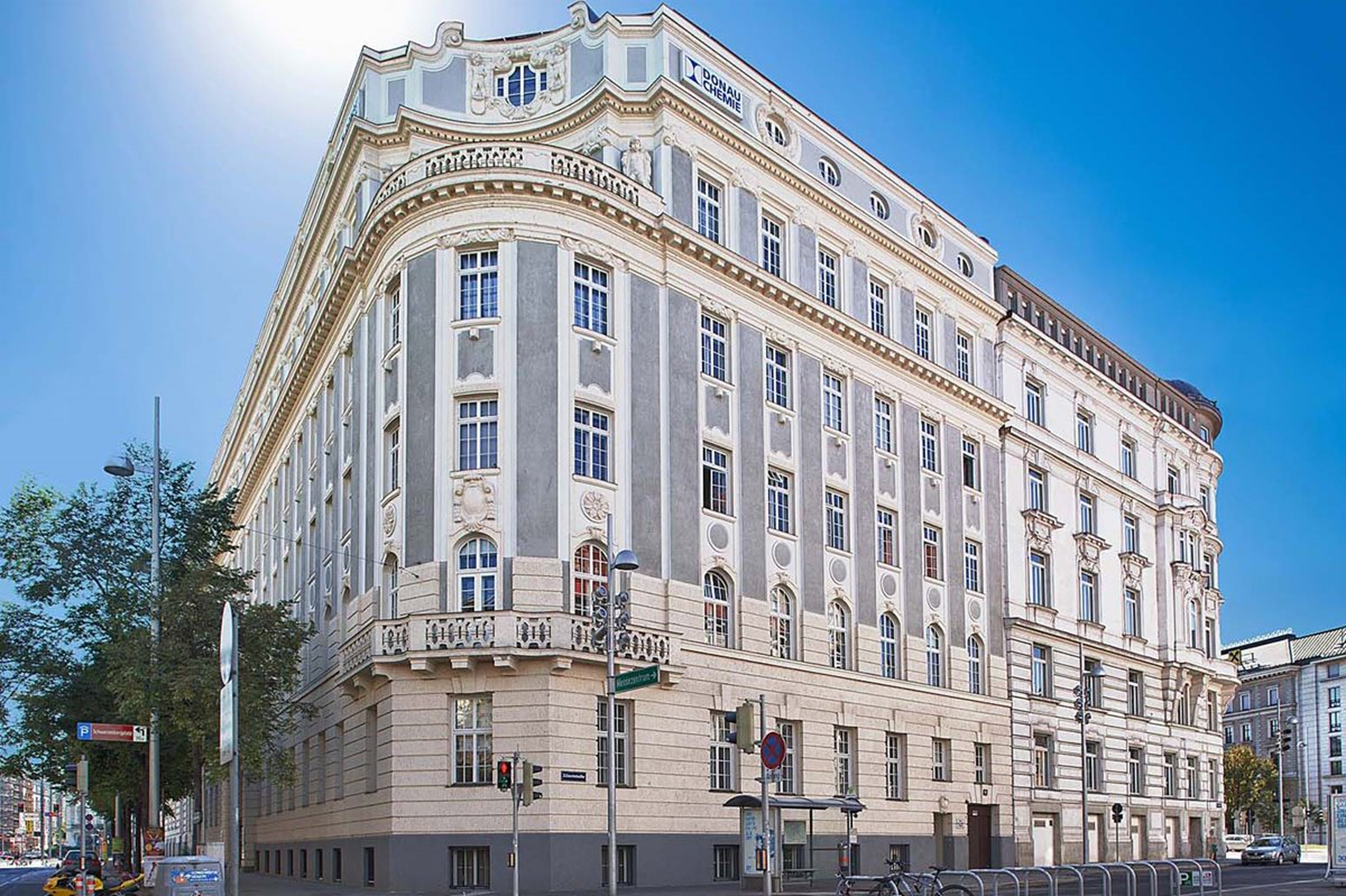 Zentrales Verwaltungsgebäude der Donau Chemie Gruppe