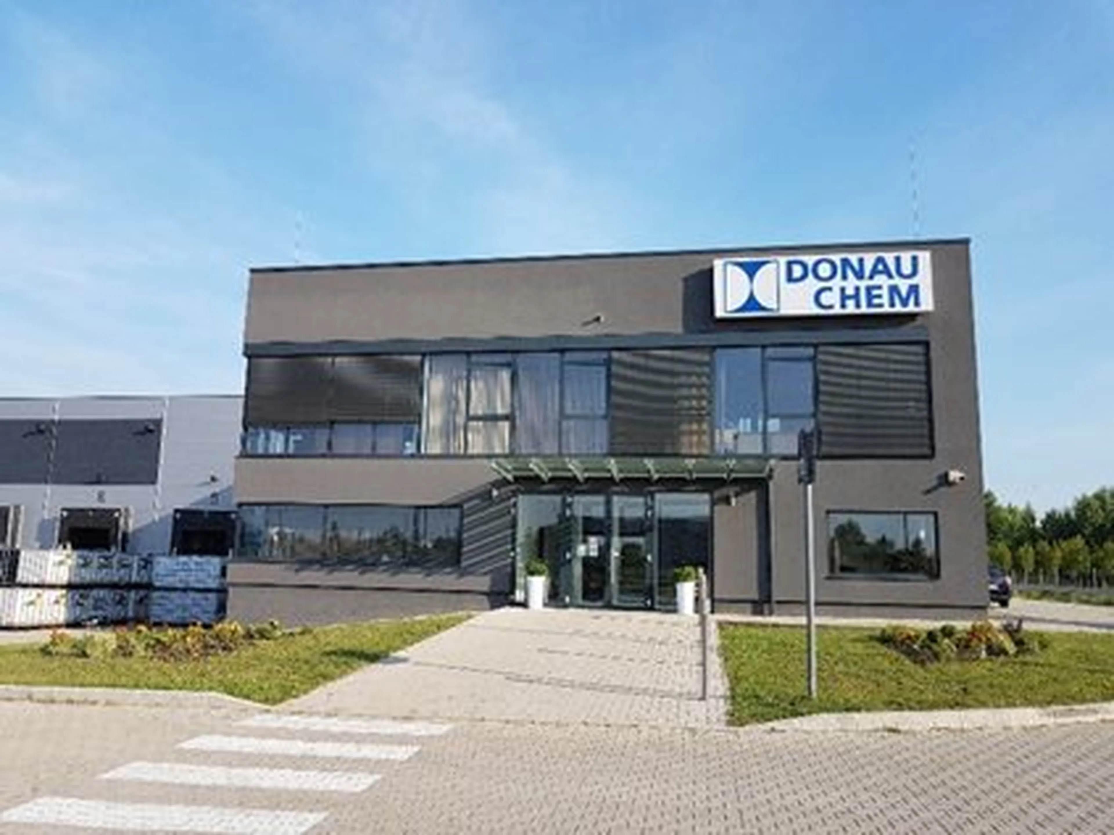 A Donauchem vállalat központi irodaháza