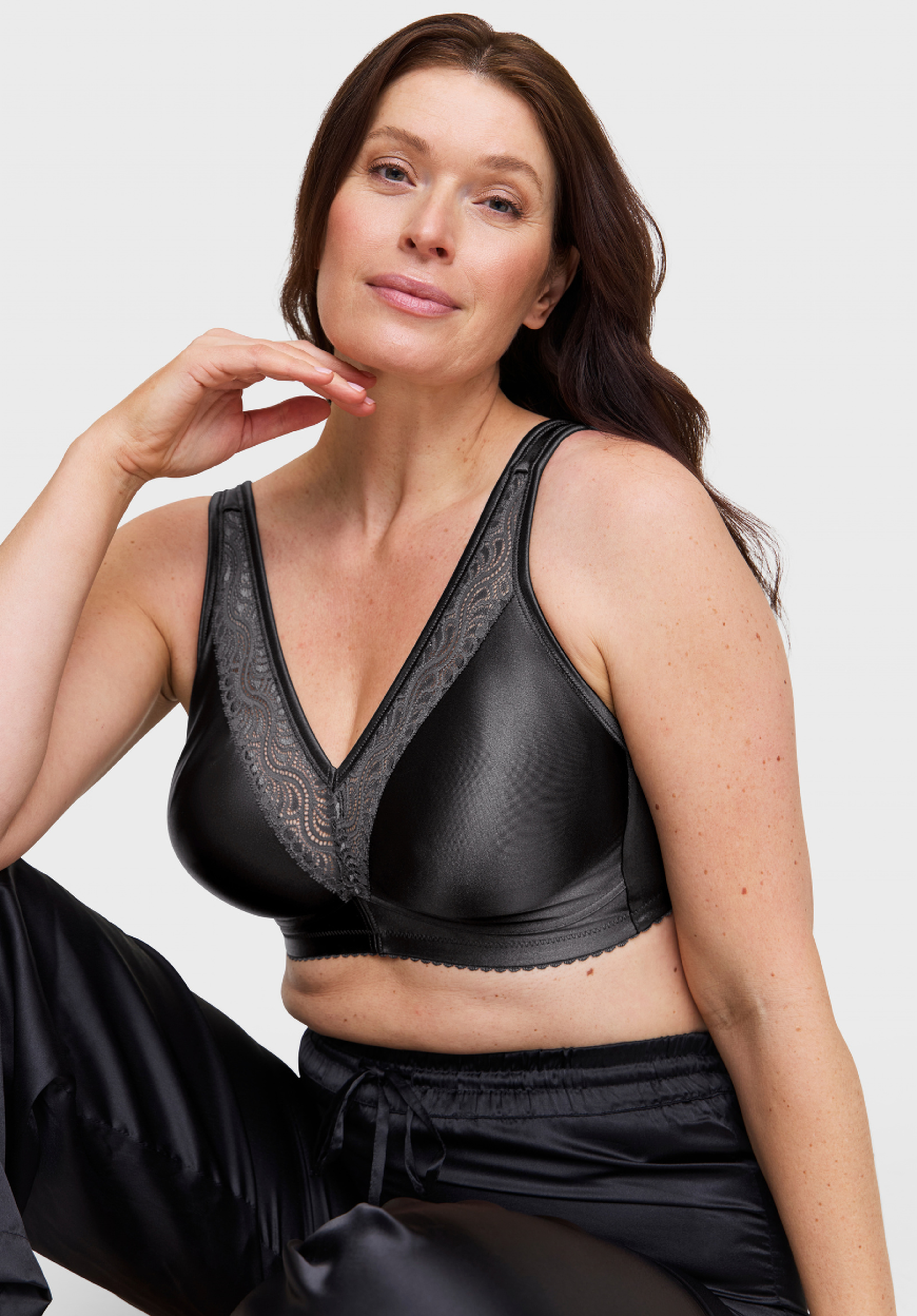 women in swegmarks soft bra stars anthracite