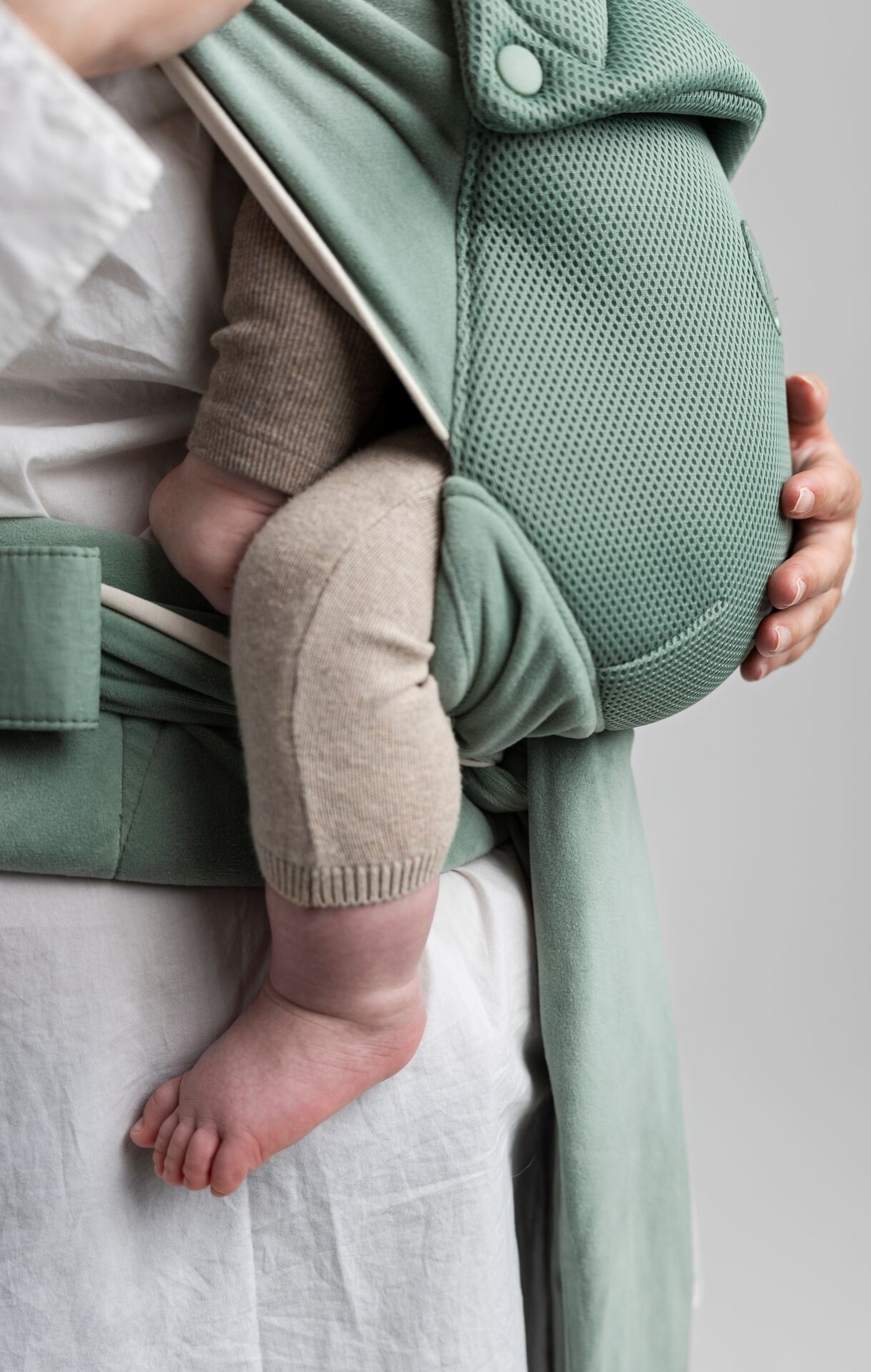 Najell Mirage hybrid baby carrier ergonomic half buckle wrap