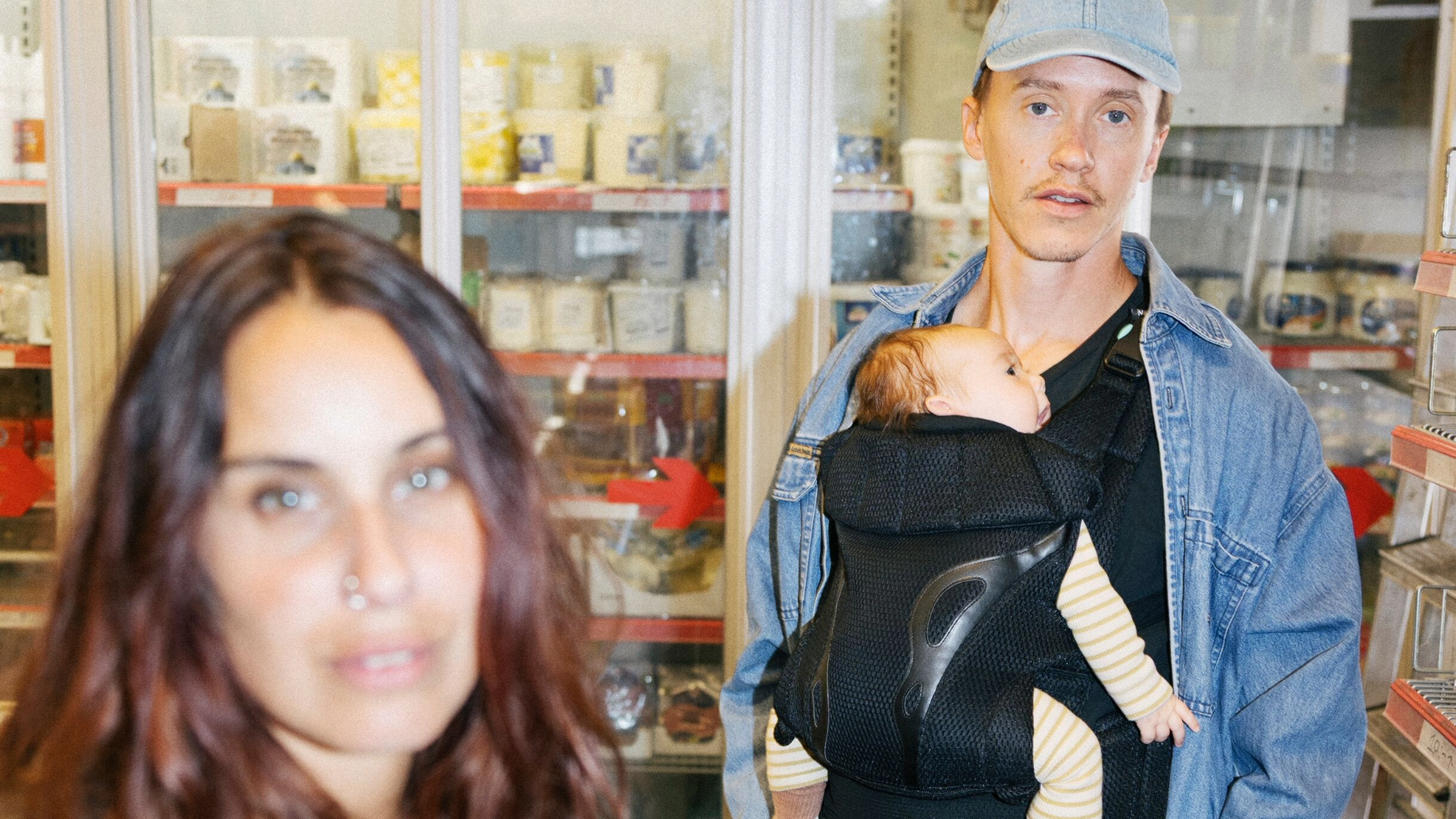 How to wear a baby carrier like a man