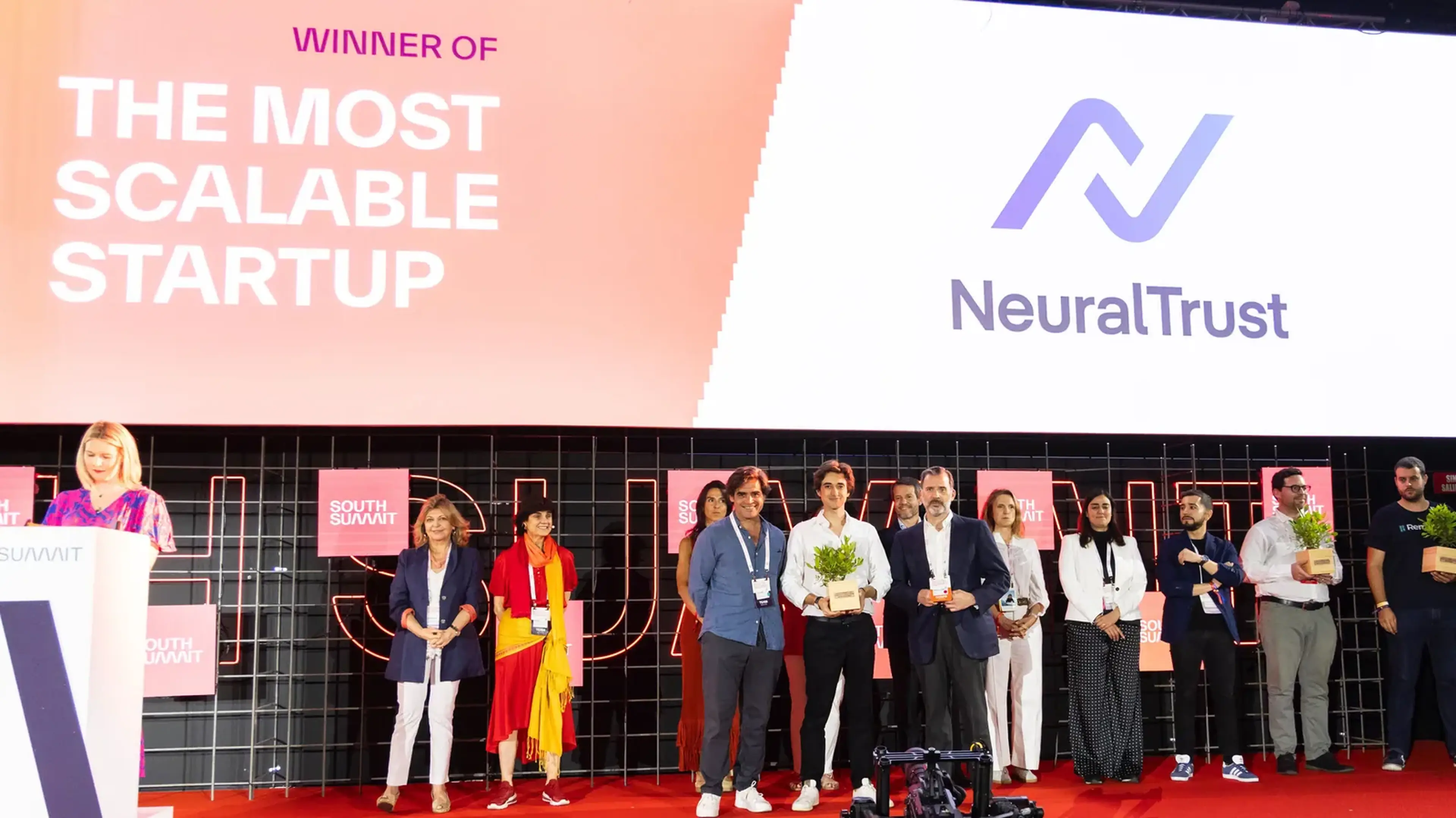 NeuralTrust gana dos premios en South Summit 2025