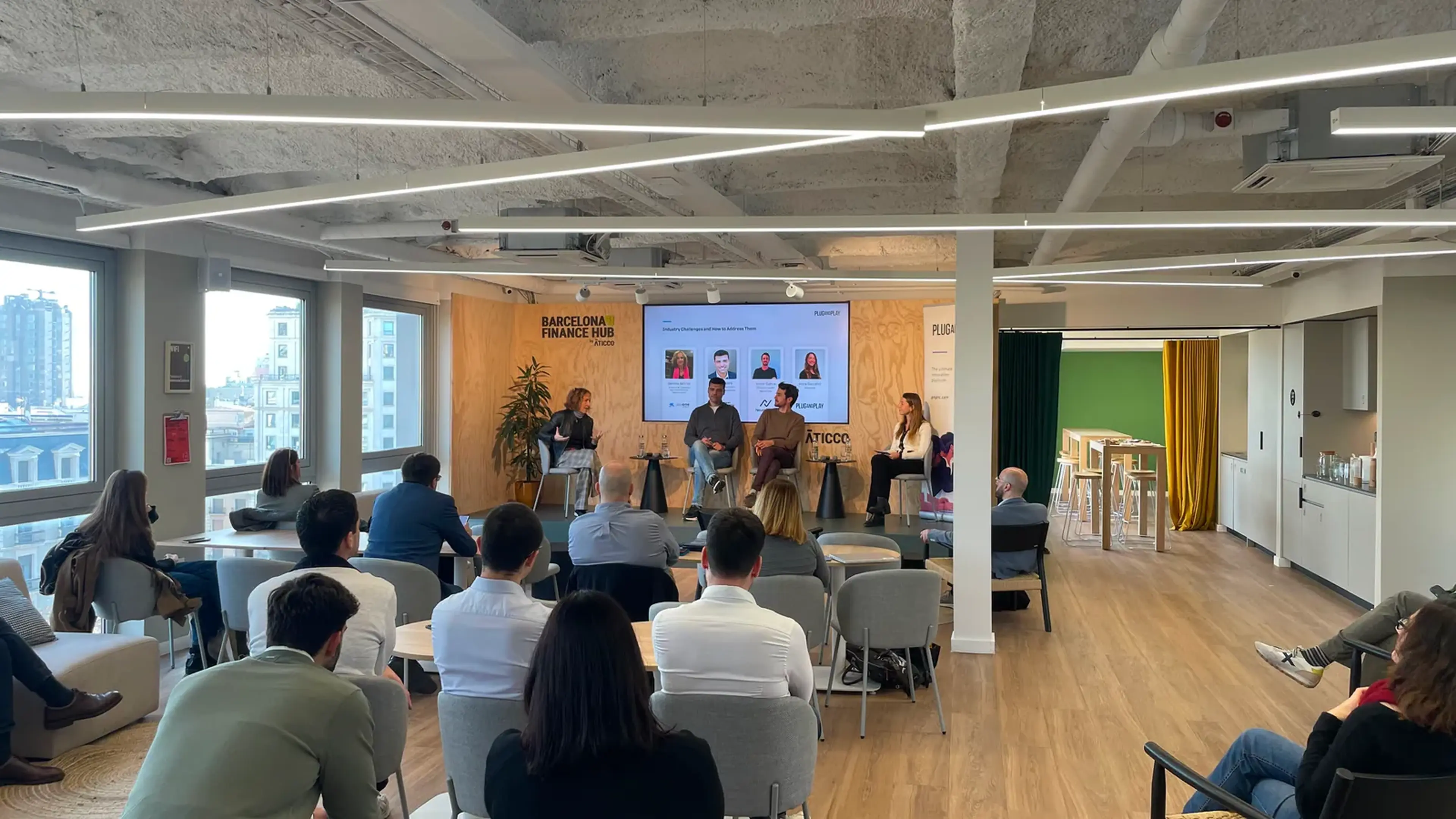 NeuralTrust participa en el Fintech Breakfast de Plug and Play