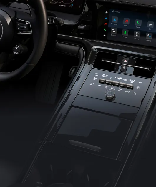Interior del Porsche Panamera Turbo E-Hybrid: vista del puesto de conducción.