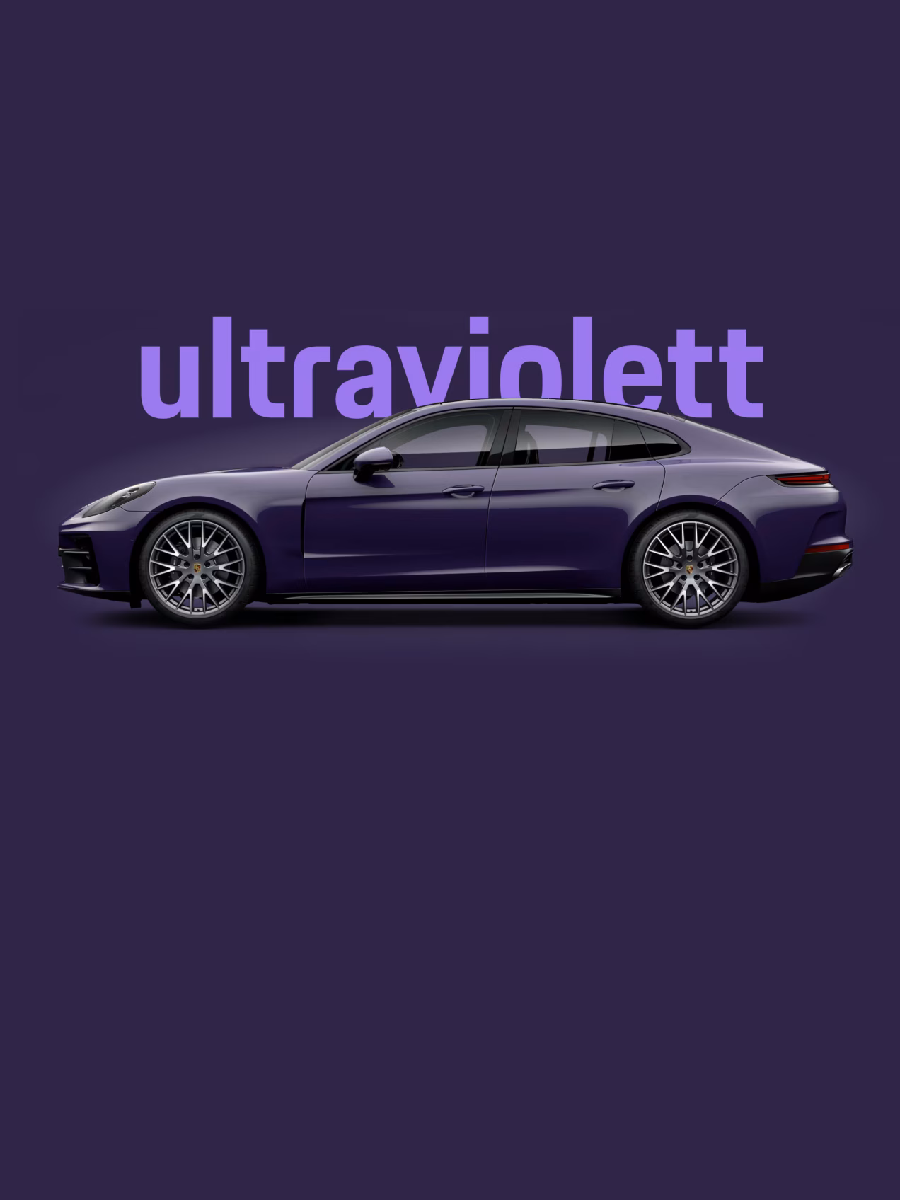 Porsche Panamera in Ultraviolett, einer Exterieurfarbe der Porsche Exclusive Manufaktur, in Seitenansicht / im Profil.