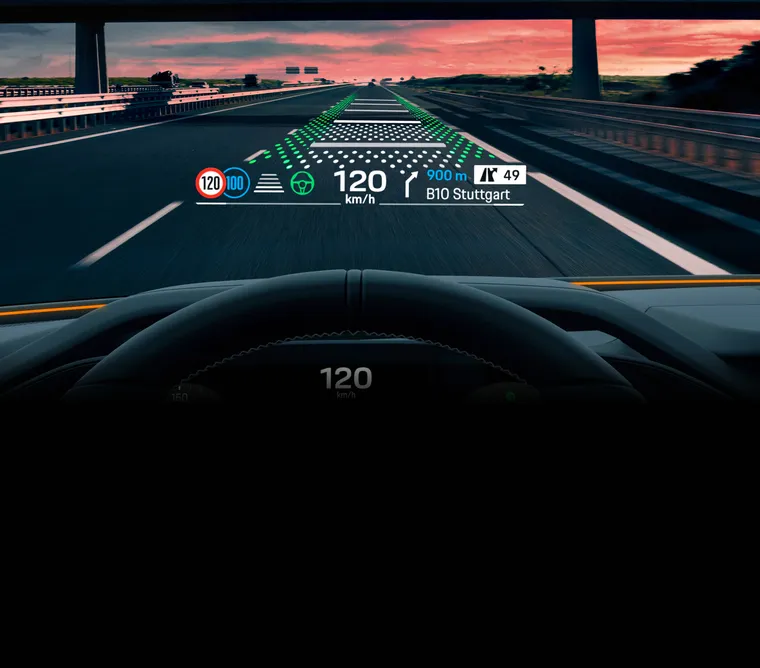 View of the Head-Up Display of a Porsche Cayenne Turbo while driving.
