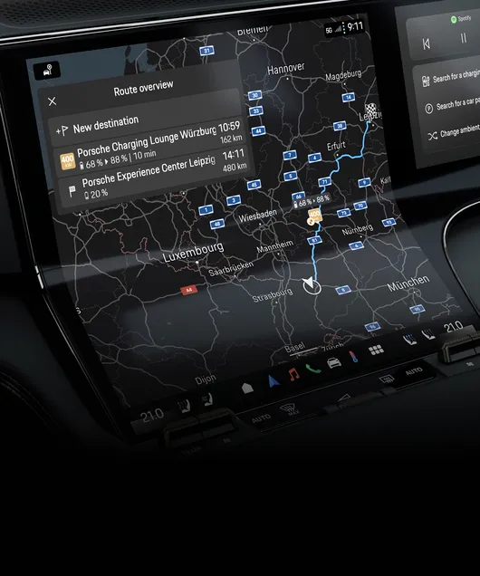 Close-up of the screen with Charging Planner and Service in the Porsche Cayenne Turbo.