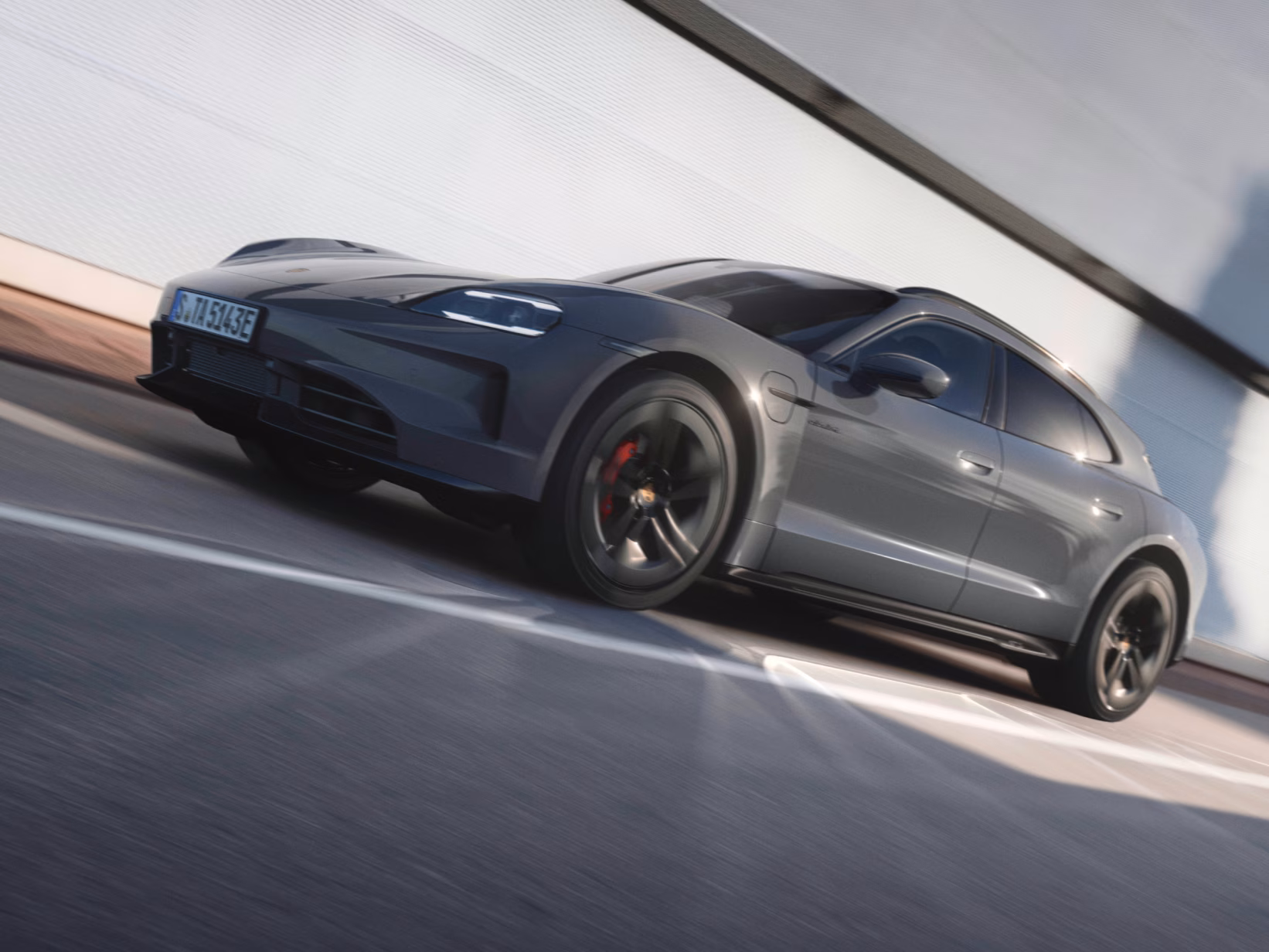 Porsche Taycan GTS Sport Turismo.