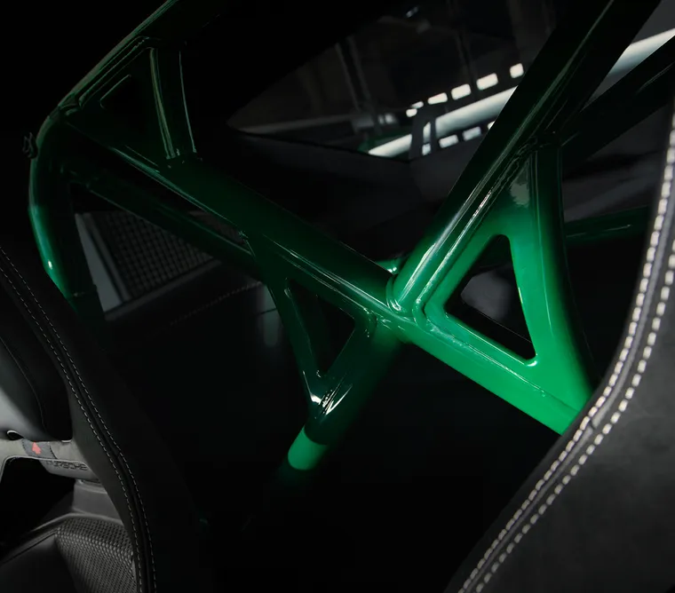 Blick ins Cockpit des Porsche 911 GT3 100 Jahre Nürburgring.