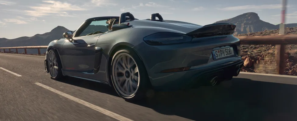Porsche 718 Spyder RS in Vanadium Grey Metallic paint finish.