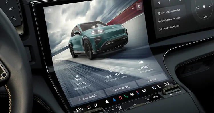 Close-up of the infotainment system in the Porsche Cayenne Turbo with Sport Chrono package.