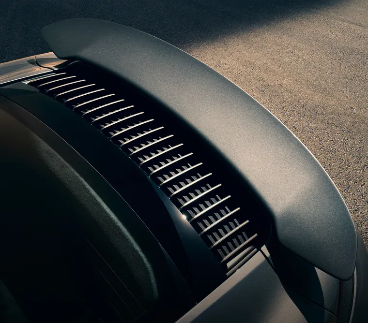 Vista del capó trasero del Porsche 911 Turbo S.