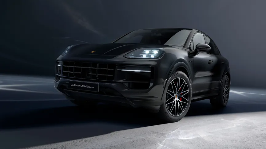 Porsche Cayenne Black Edition in Chromite Black Metallic.