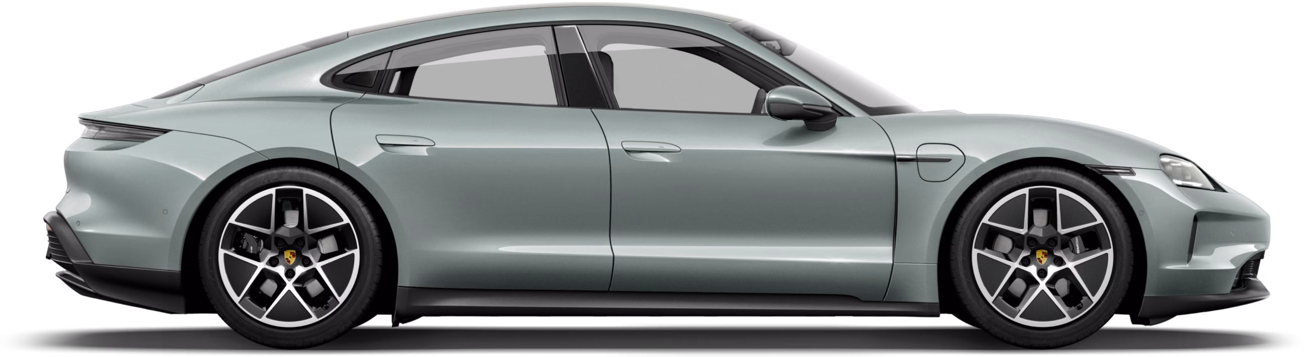 Porsche Taycan 4 in Seitenansicht / im Profil.