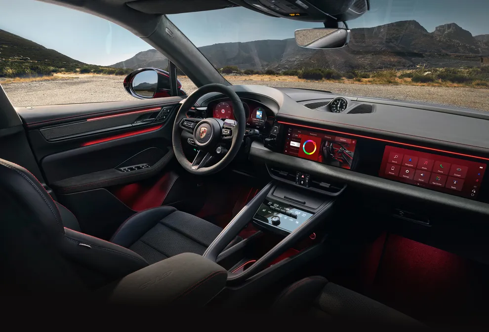 Vista del puesto de conducción del Porsche Macan GTS.