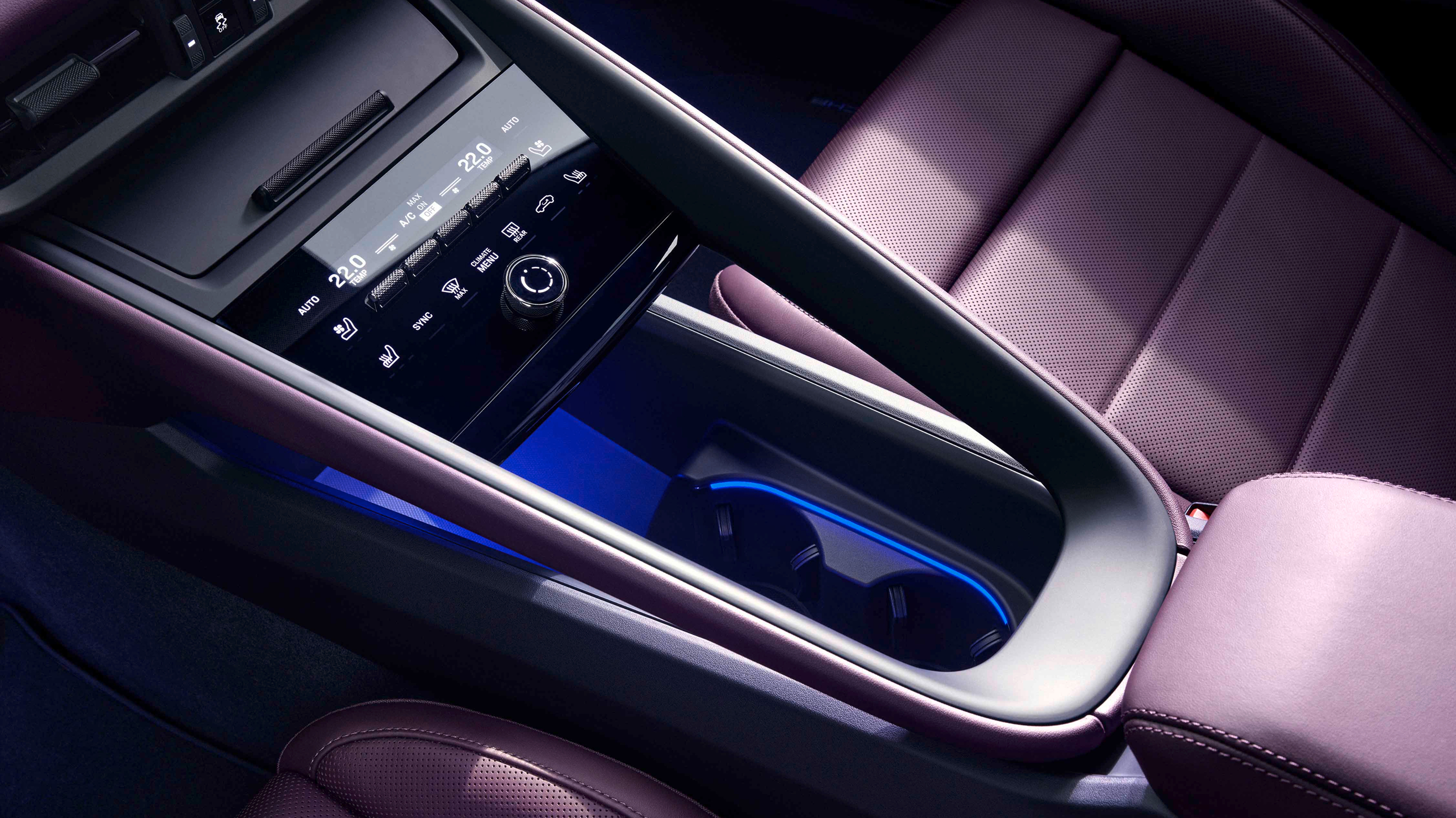 포르쉐 Macan 4 Electric 공식 실내 이미지