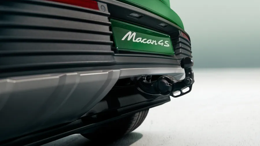 Porsche Macan 4S mit Anhängezugvorrichtung.