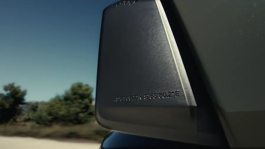 Die Aktive Aerodynamik in Aktion beim Porsche Cayenne Turbo Coupé.