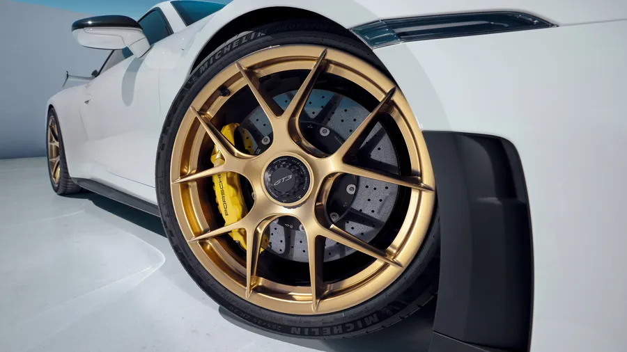 Detailed view of the wheel of the Porsche 911 GT3 with Weissach package.