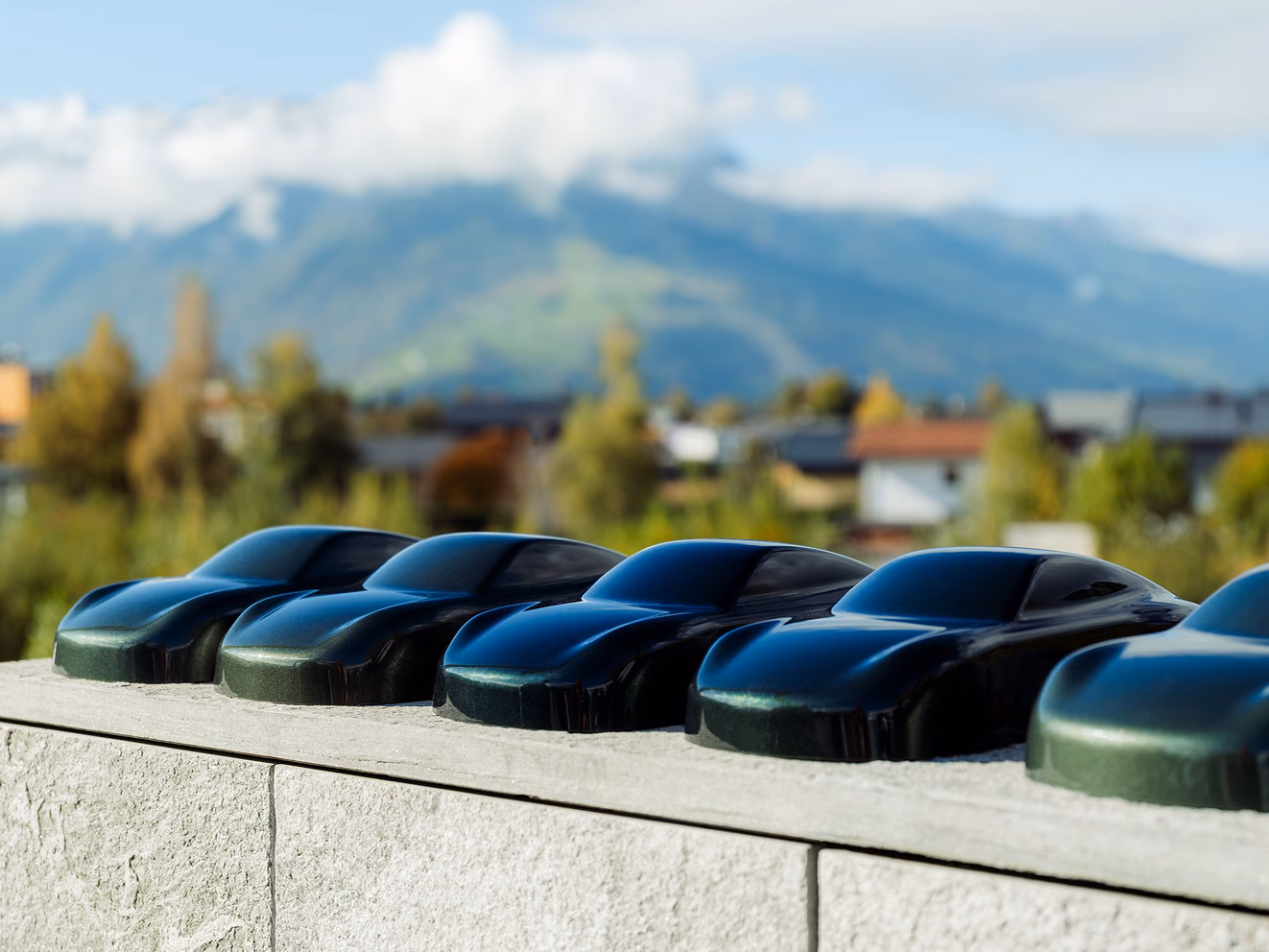 Exterior view of a hut: F.A.T. Mankei, a restaurant and meeting place in the Alps.