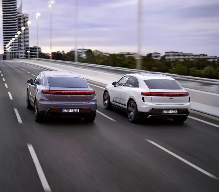 Range Macan 4 and Macan Turbo