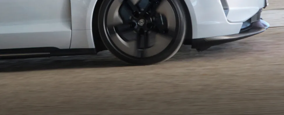 Video shows the Porsche Taycan 4S Sport Turismo.