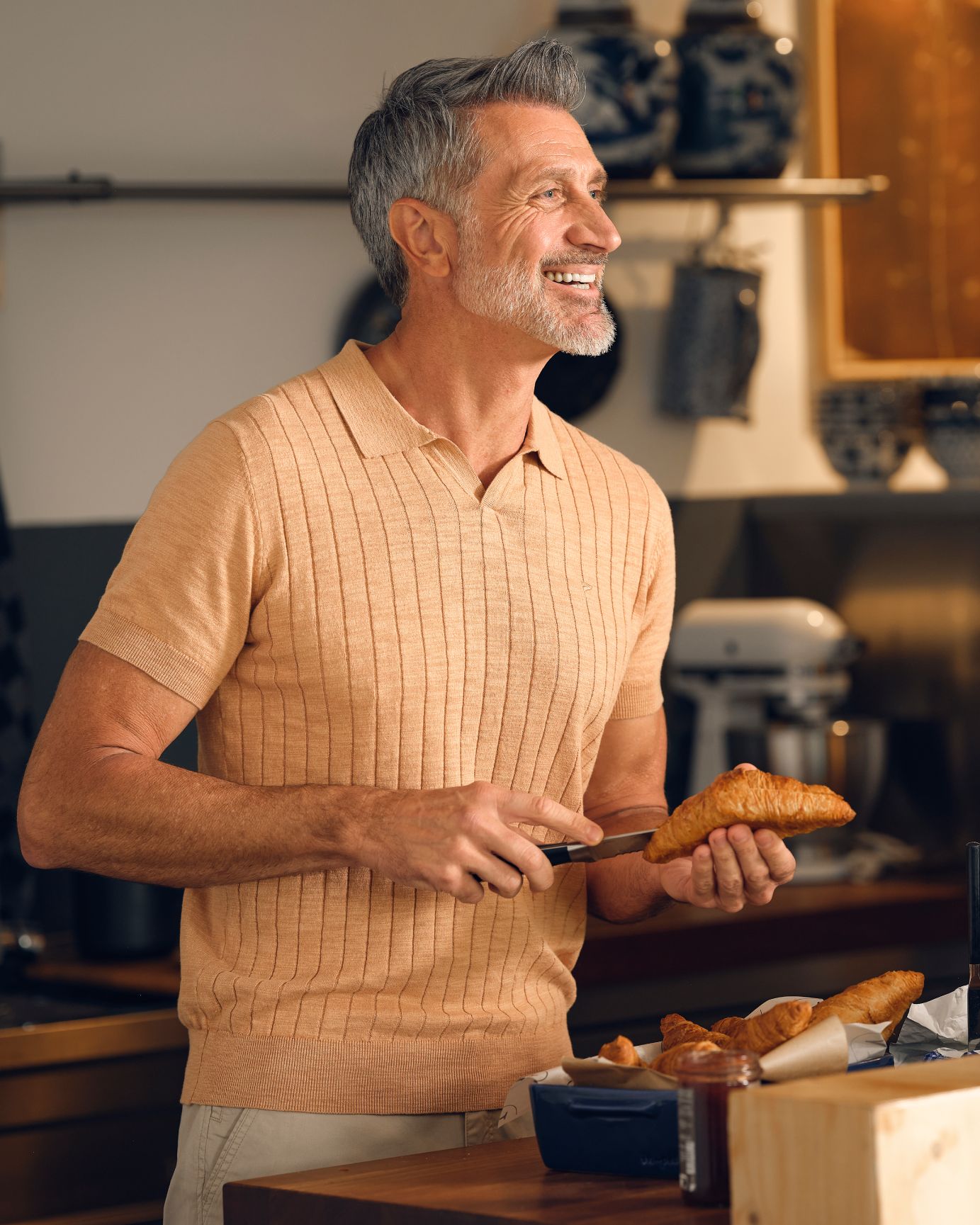 Campbell SS26 Collectie. Model met outfit.