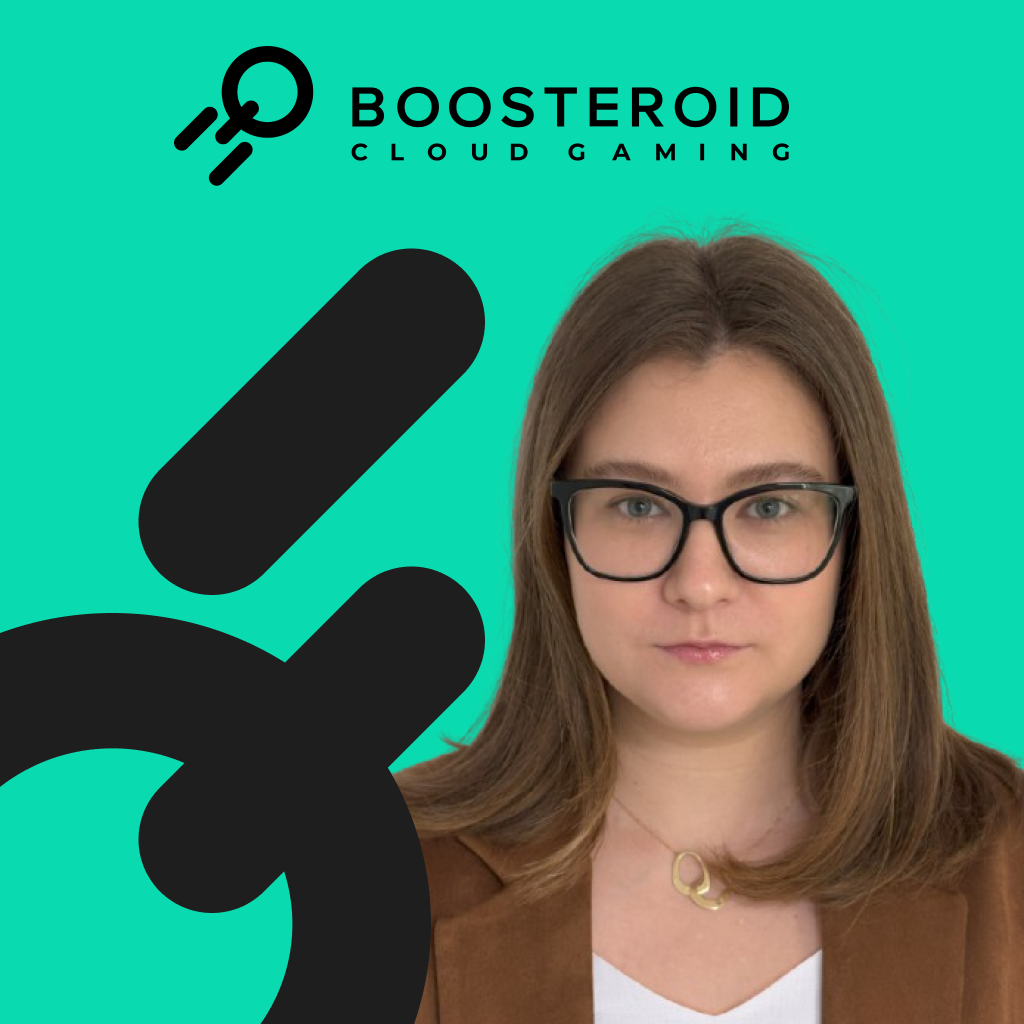 Woman with glasses and brown hair in front of a turquoise background with "Boosteroid Cloud Gaming" logo.