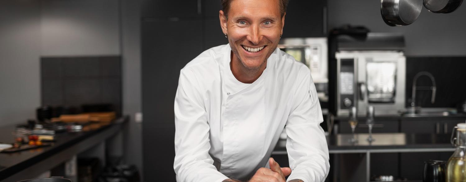 Executive Chef in einer Restaurant-Küche