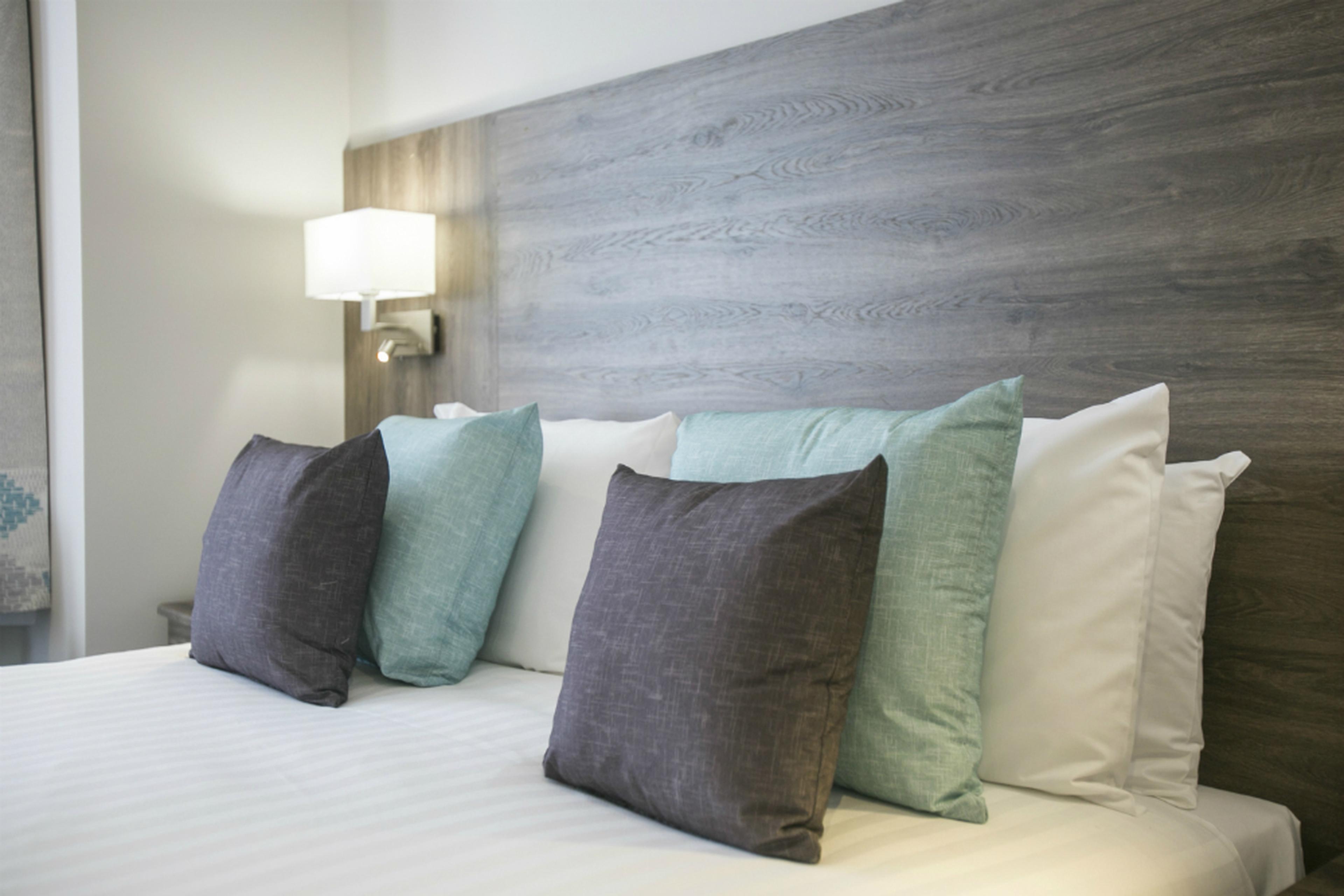 Marsham Court Hotel Bedroom