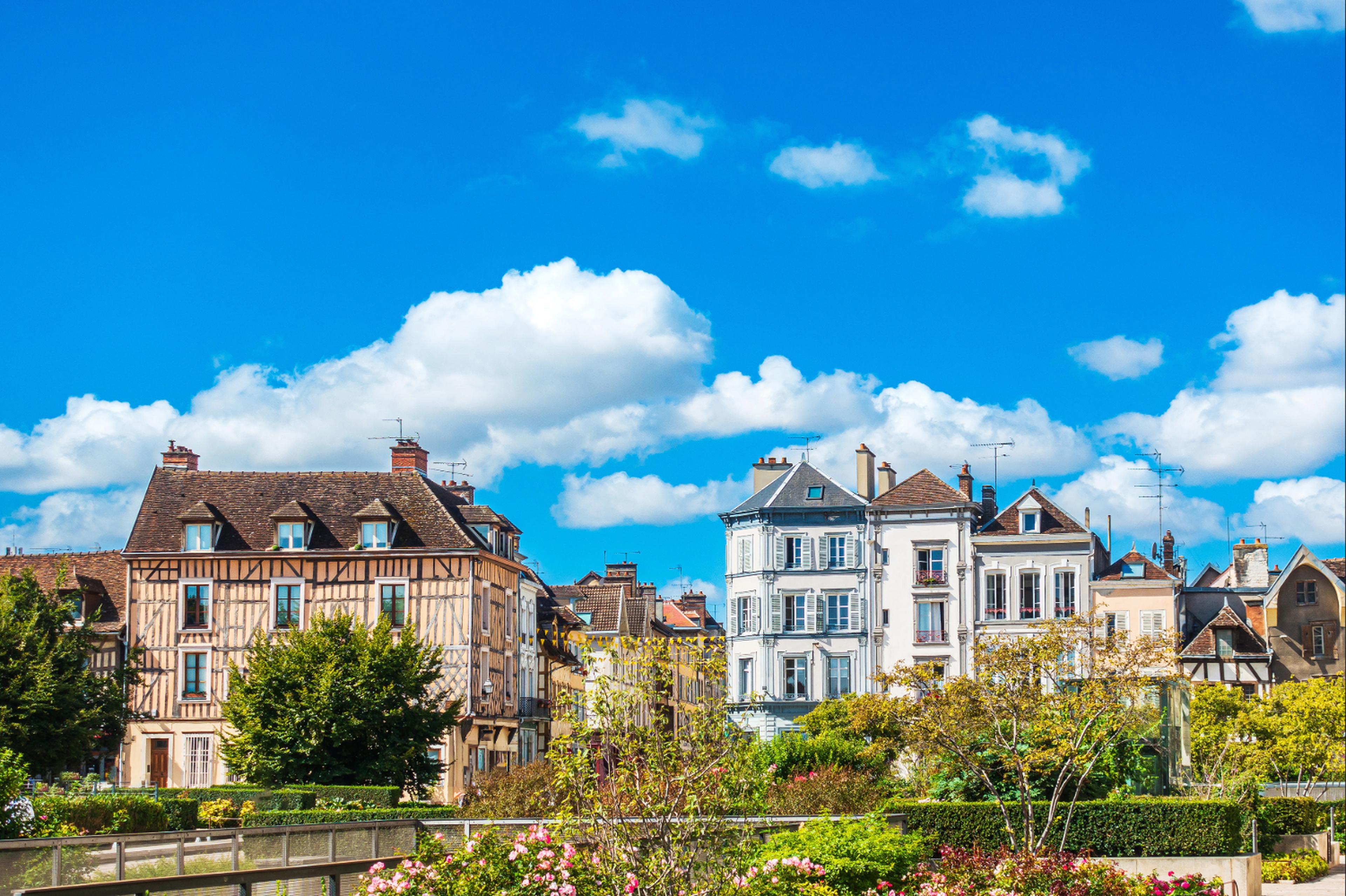 Troyes
