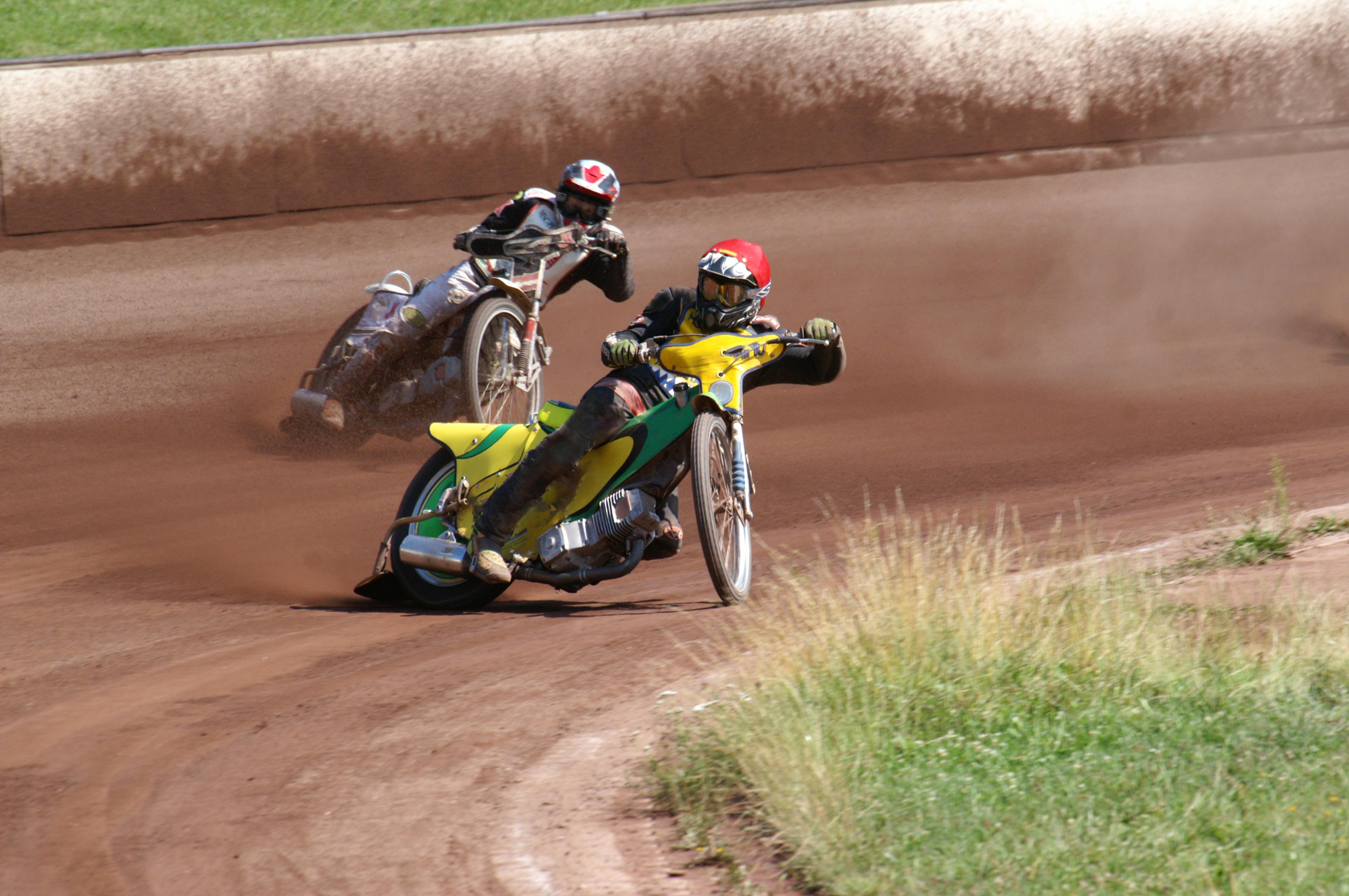 Speedway Racing Sideways talk