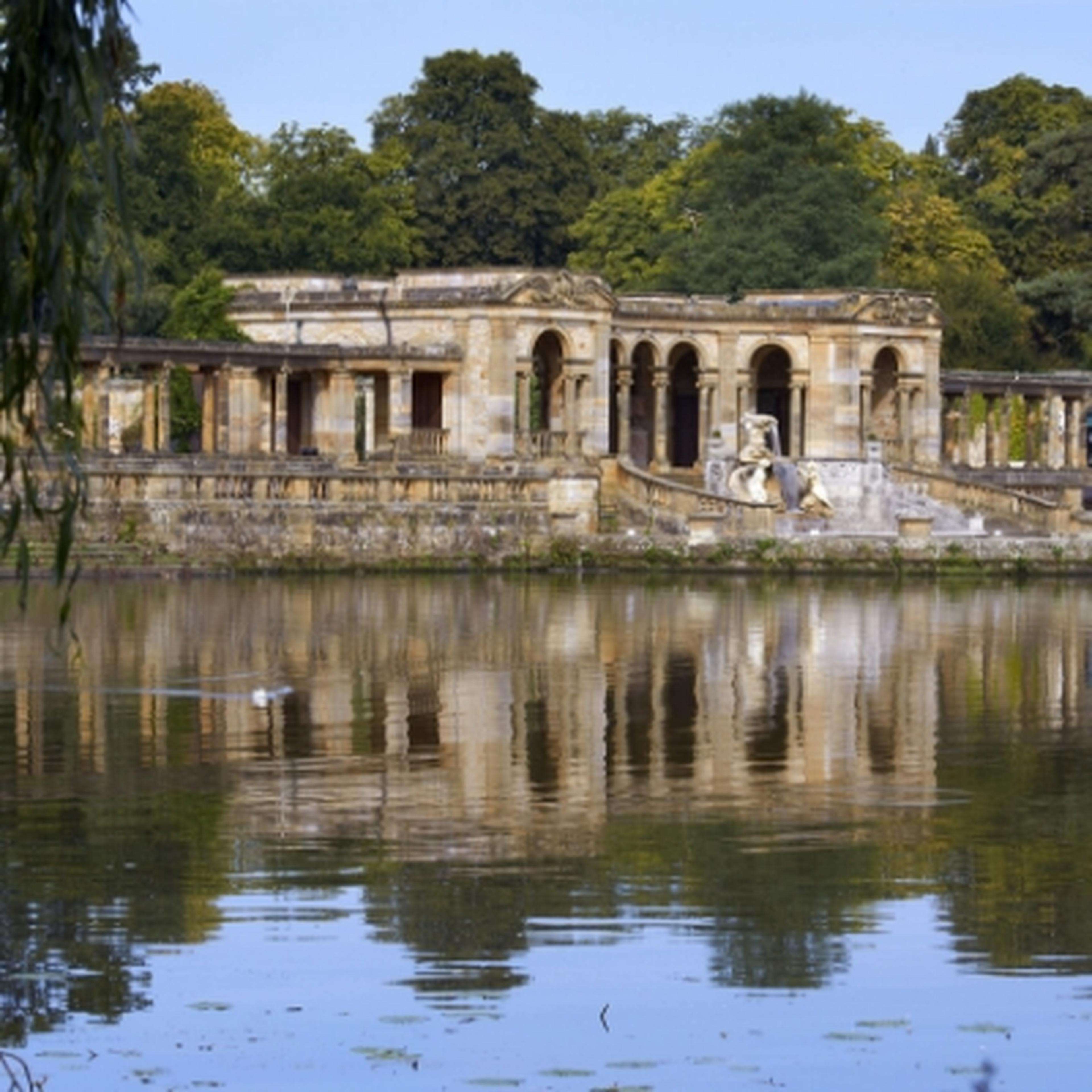 Loggia at Hever Castle lake