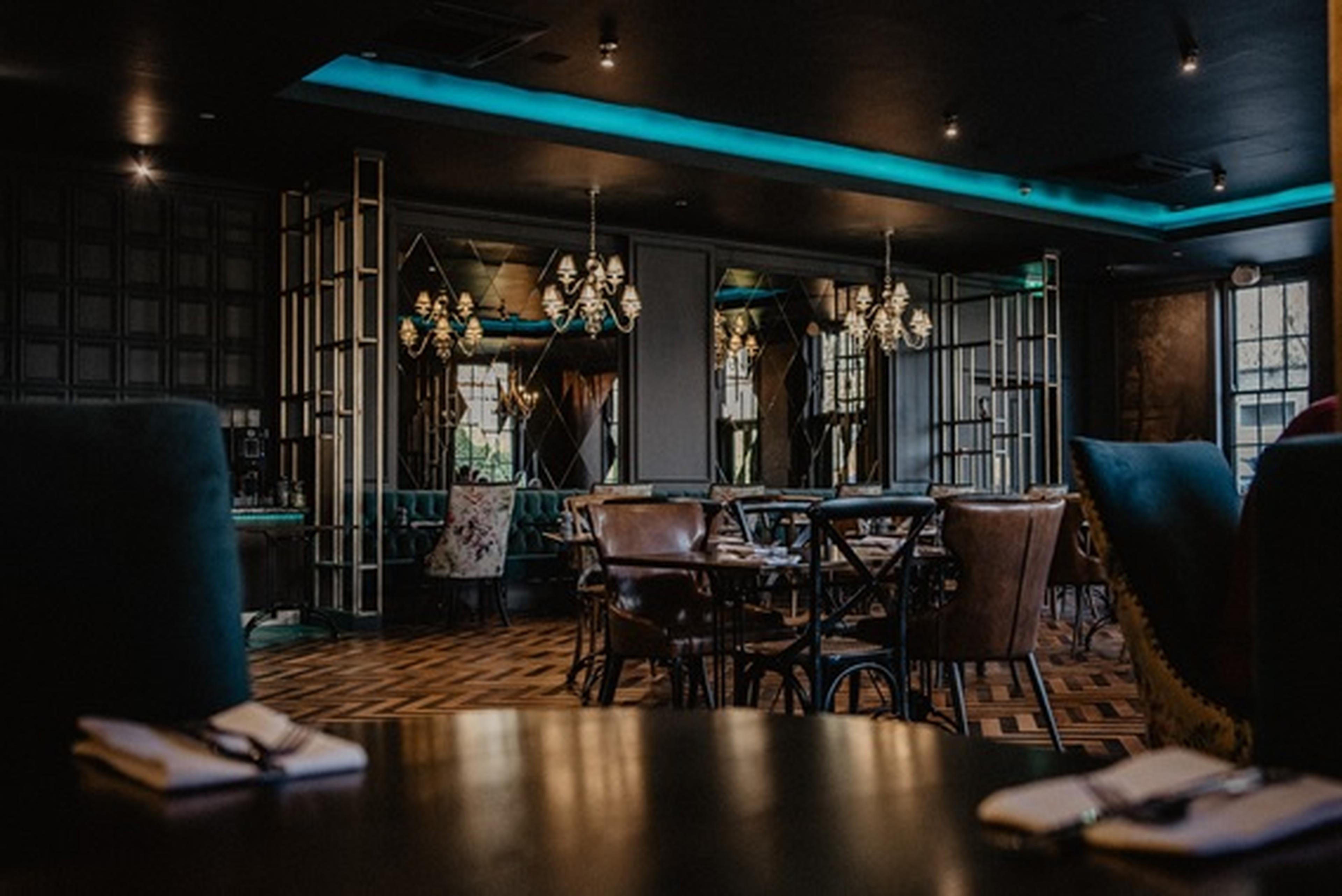 hotel restaurant