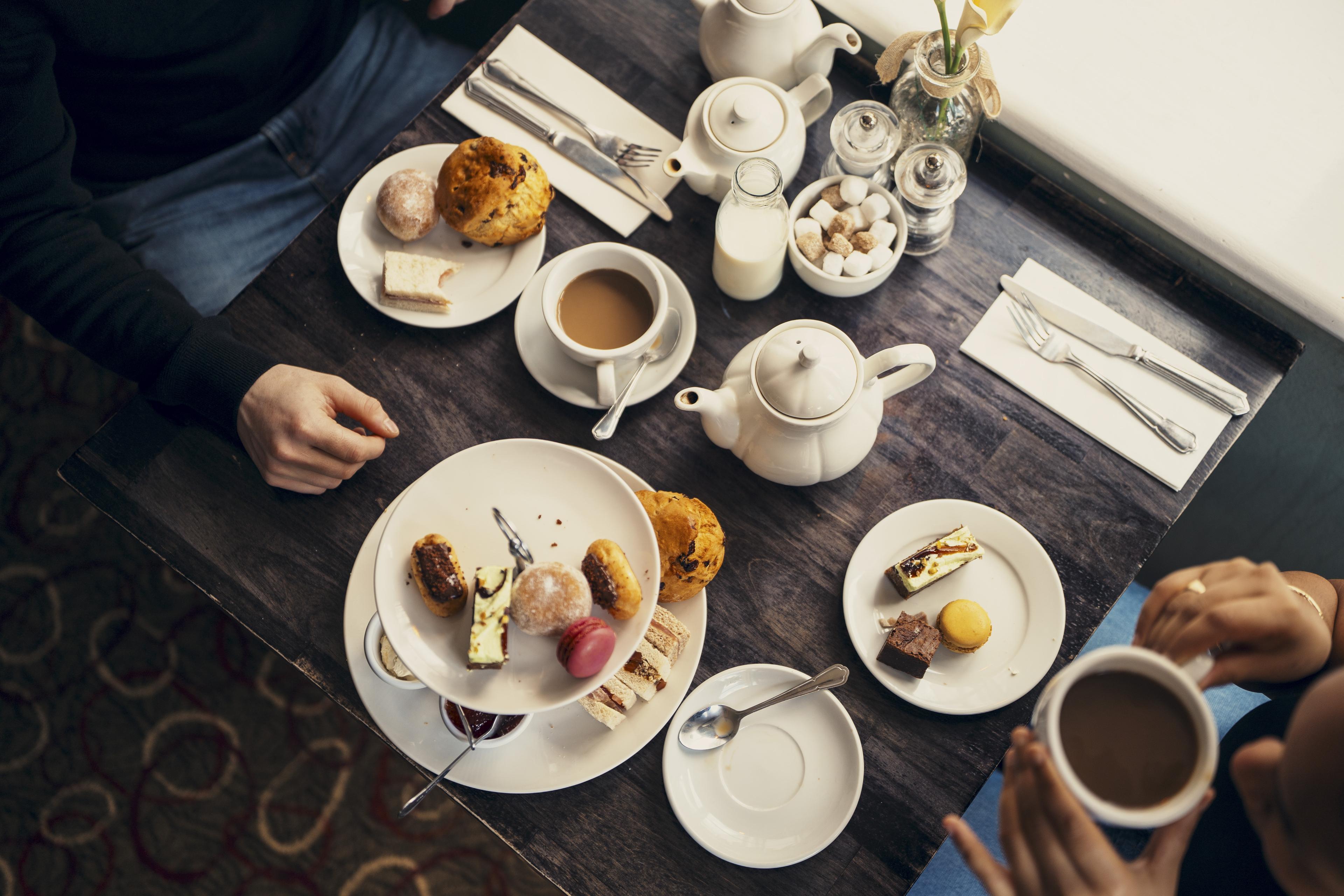 south lawn breakfast