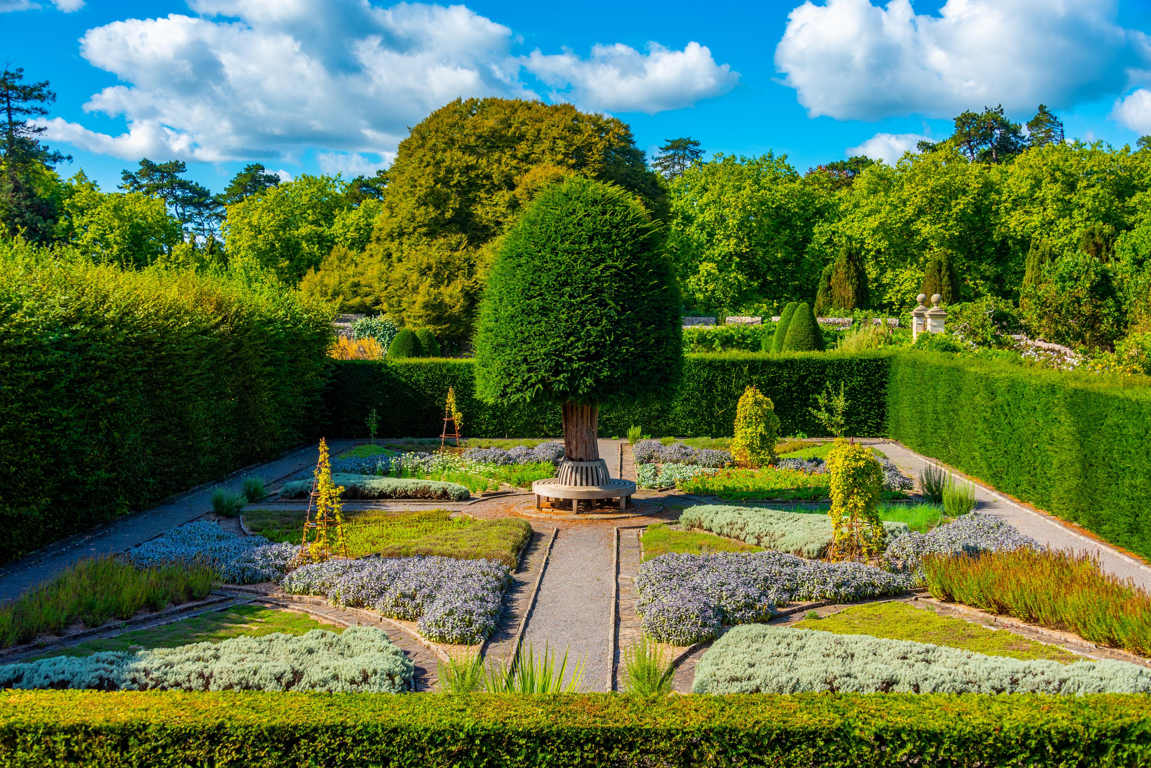 st fagans gardens