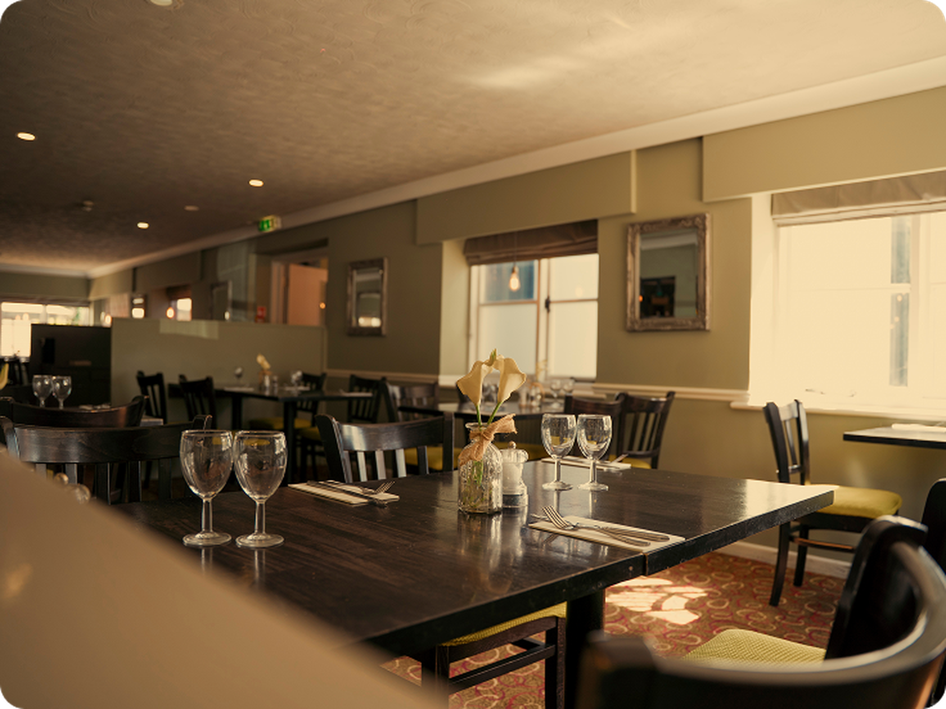 south lawn restaurant