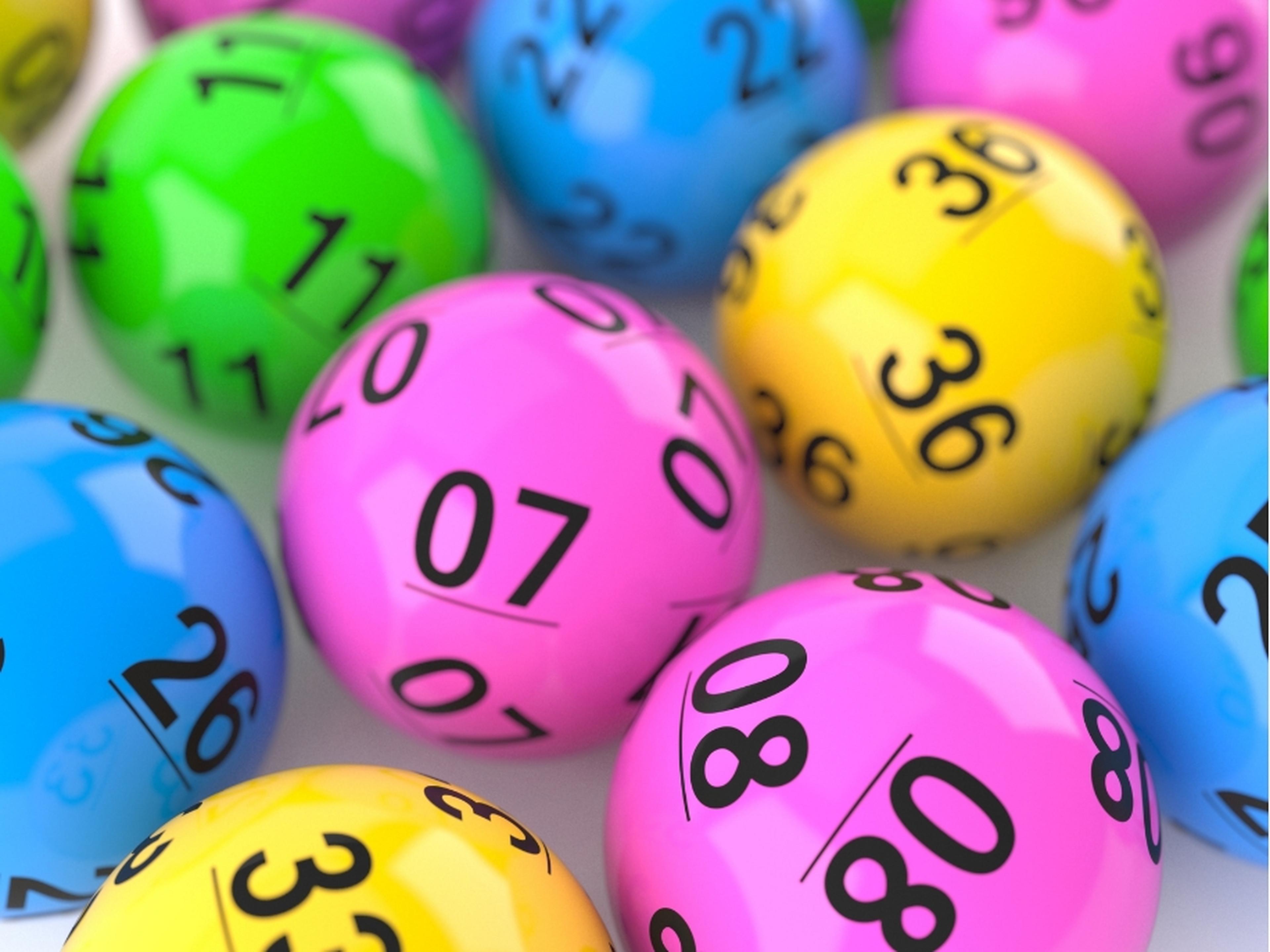 selection of lottery balls