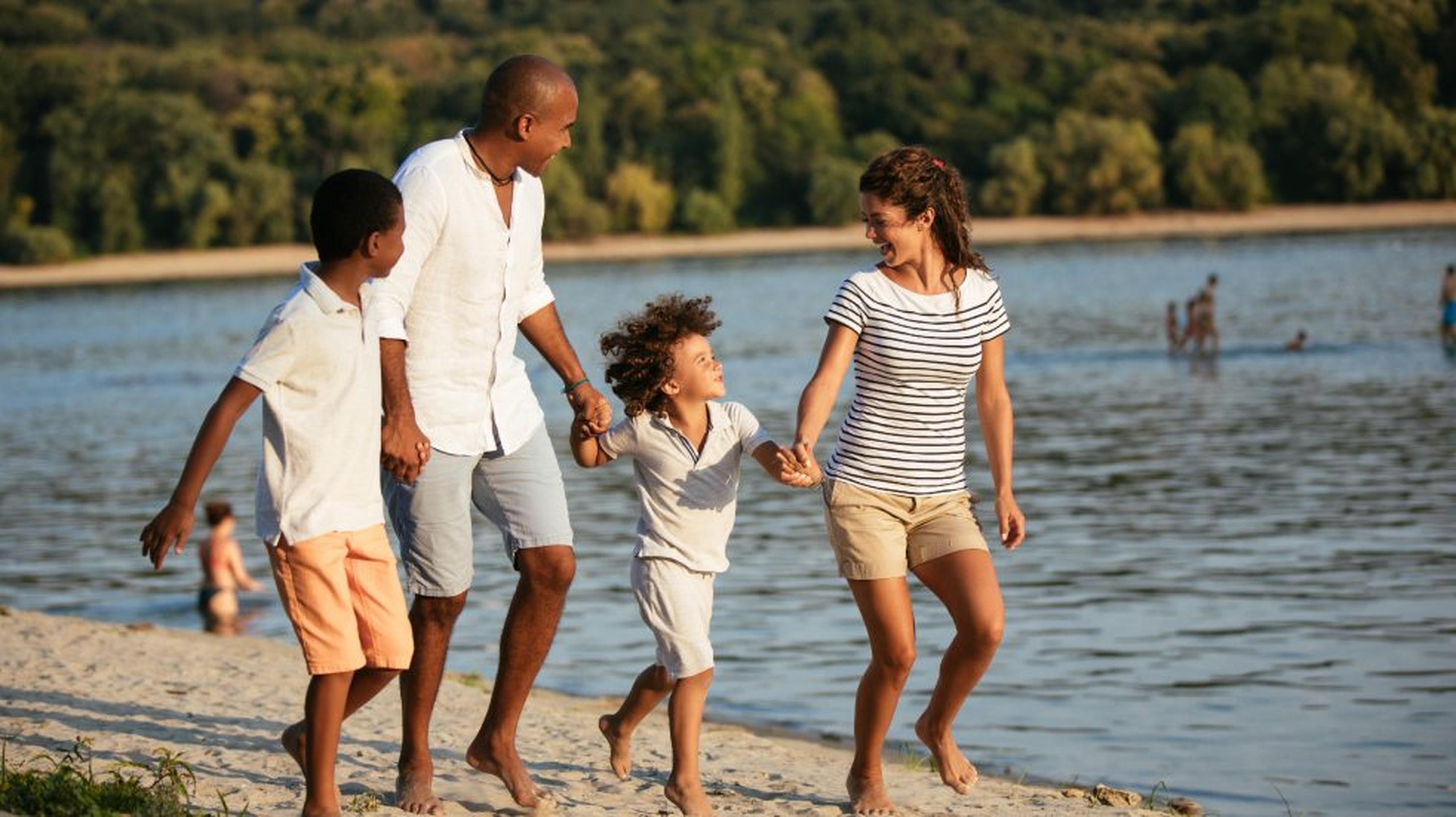 How to save money when booking holidays