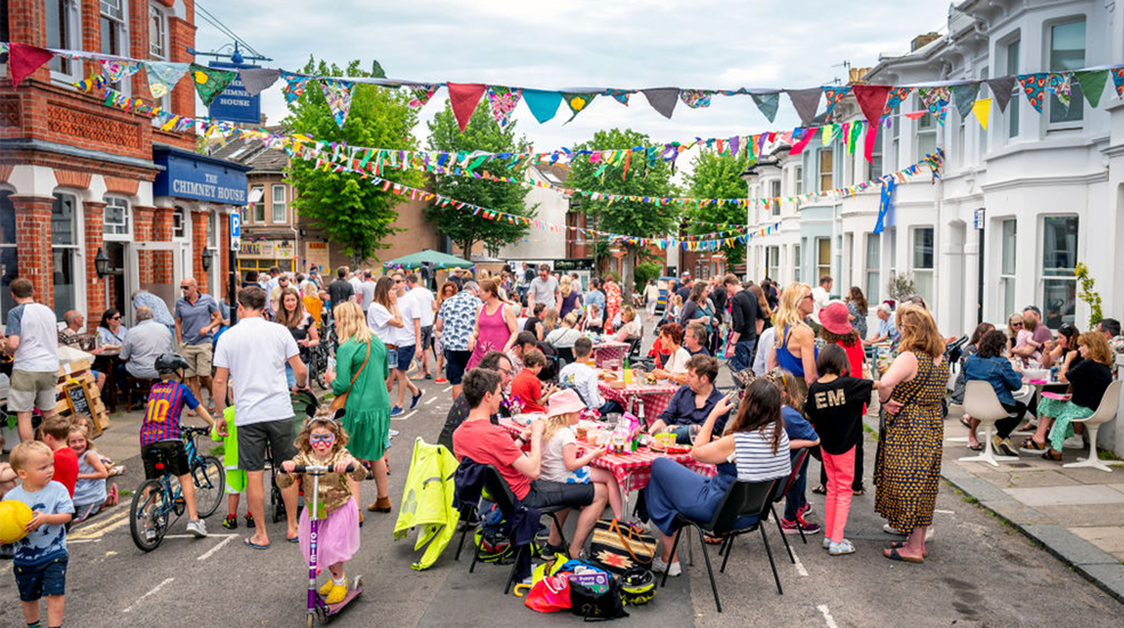Crowds gather for Brighton's Great Get Together